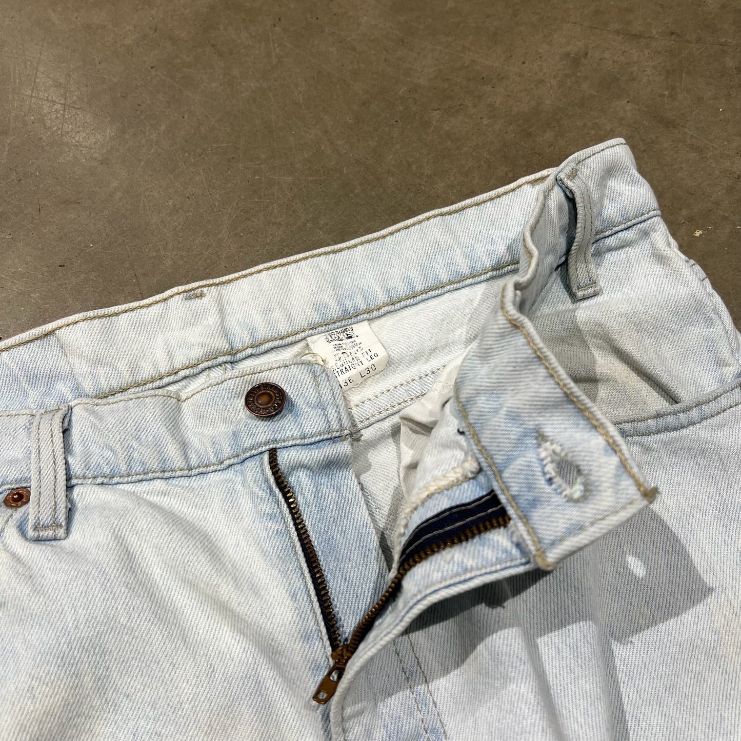 36x30 - Vintage Levi Jeans