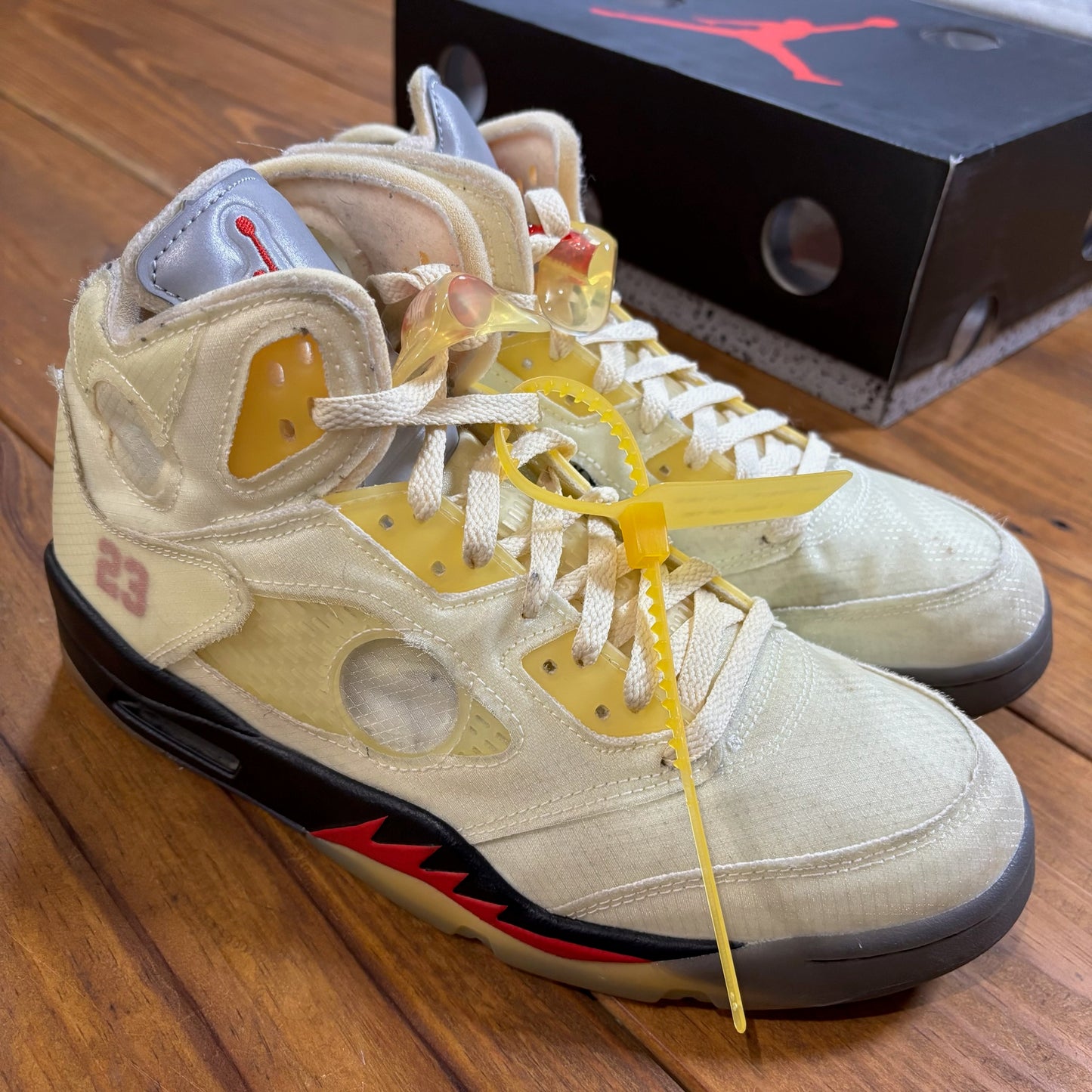 Off-White x Jordan 5 SP 'Sail' (USED)