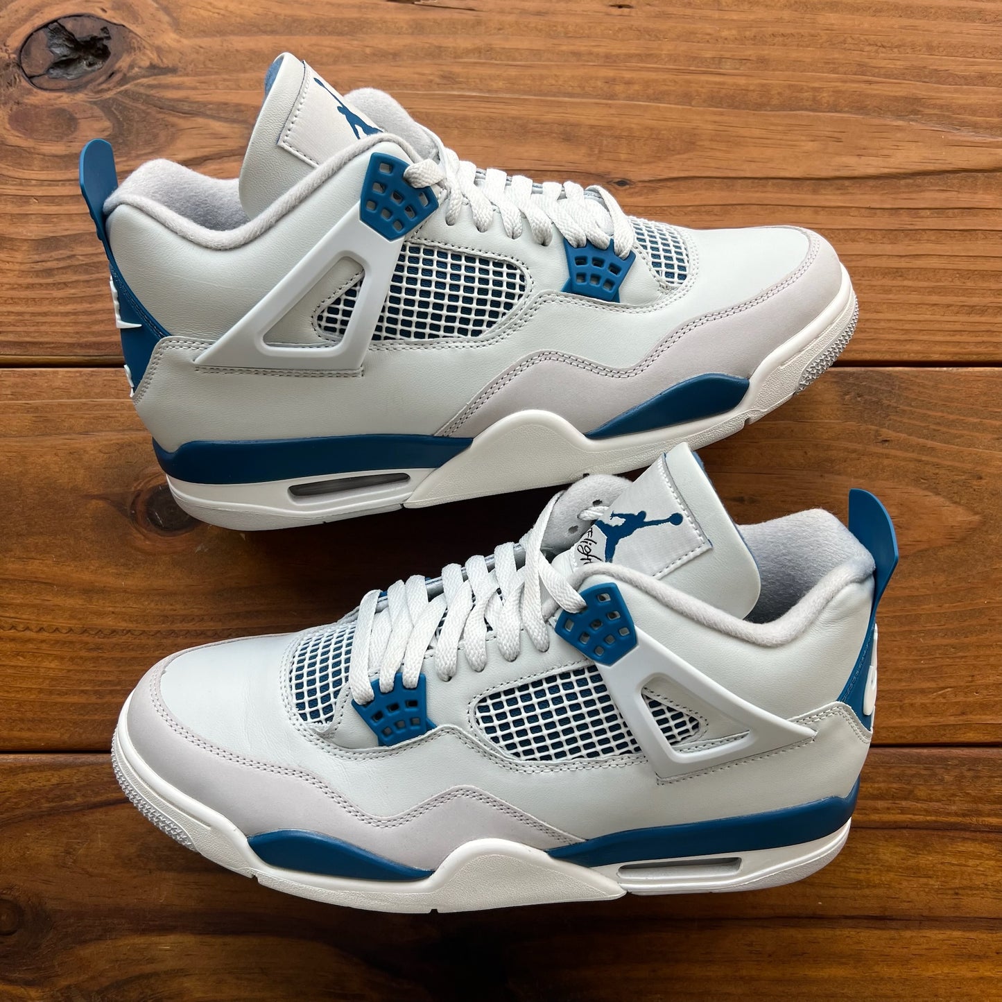 SIZE 11 - Jordan 4 Retro 'Military Blue' 2024 (Used)