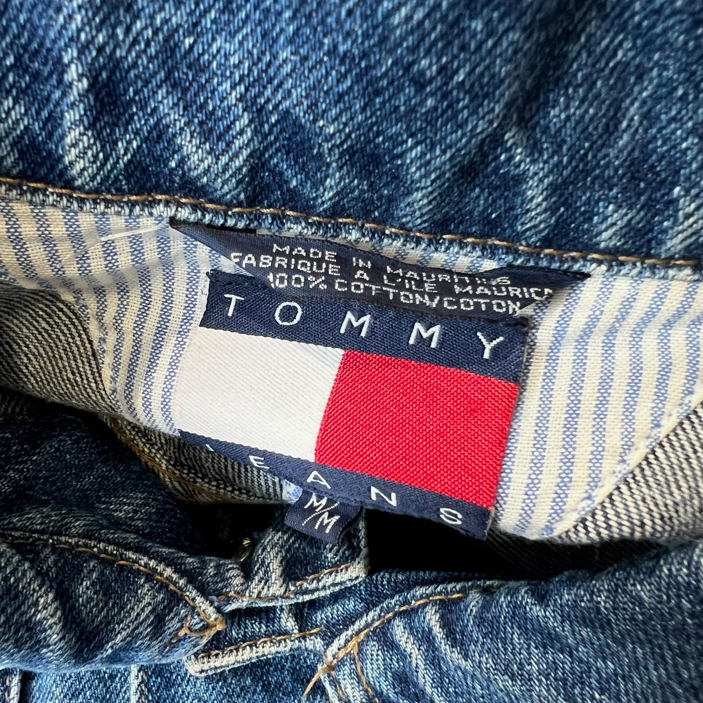 MEDIUM - Vintage Tommy Hilfiger Jacket