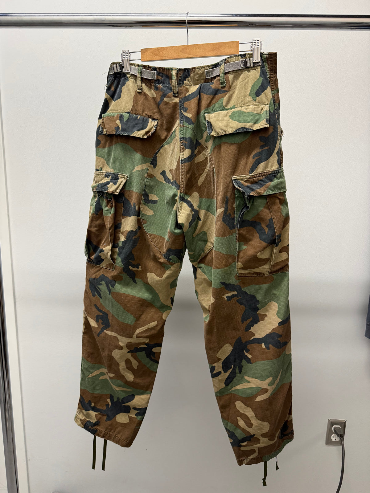 Vintage Camo Cargo Pants - Size 32x30
