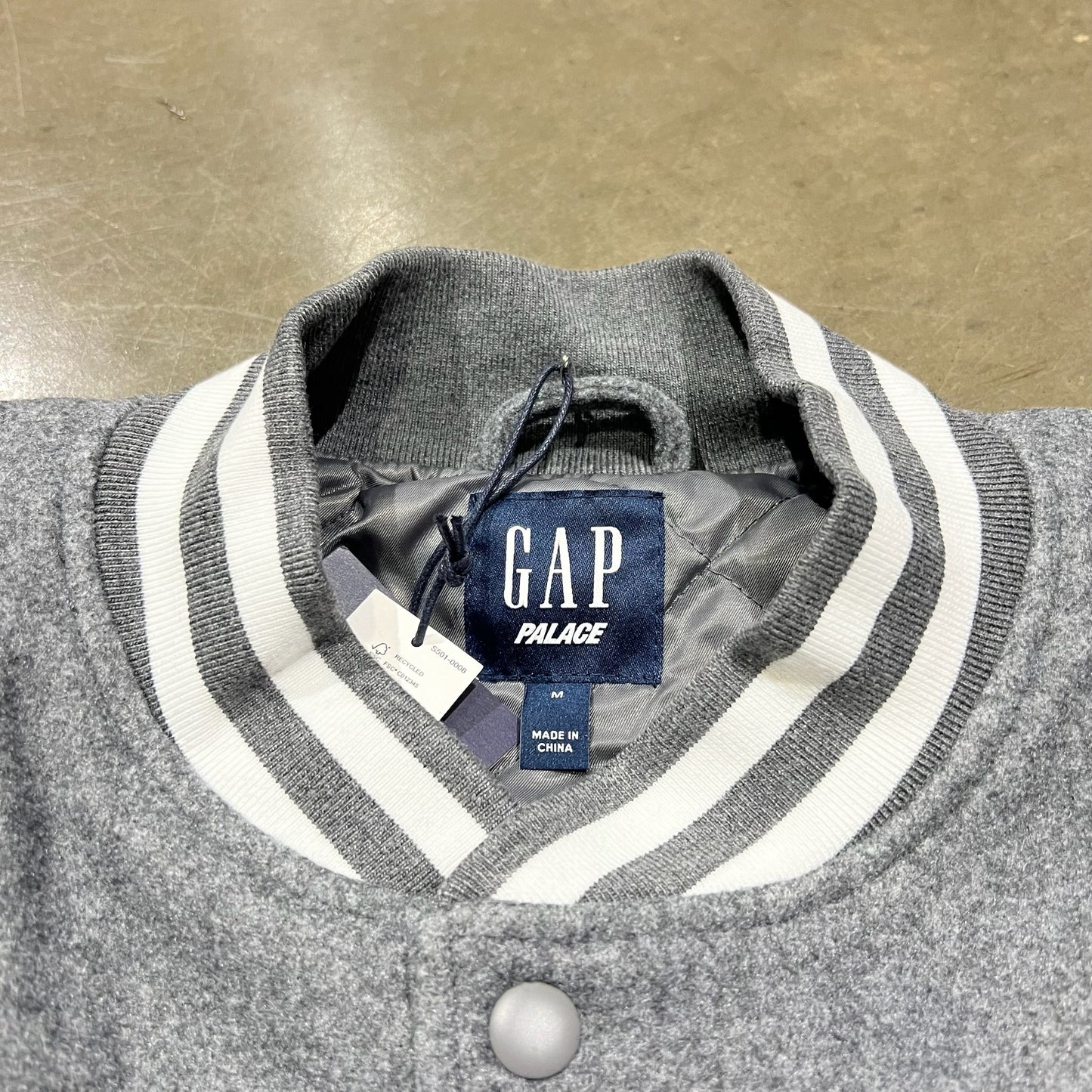 Medium - Palace x Gap Jacket