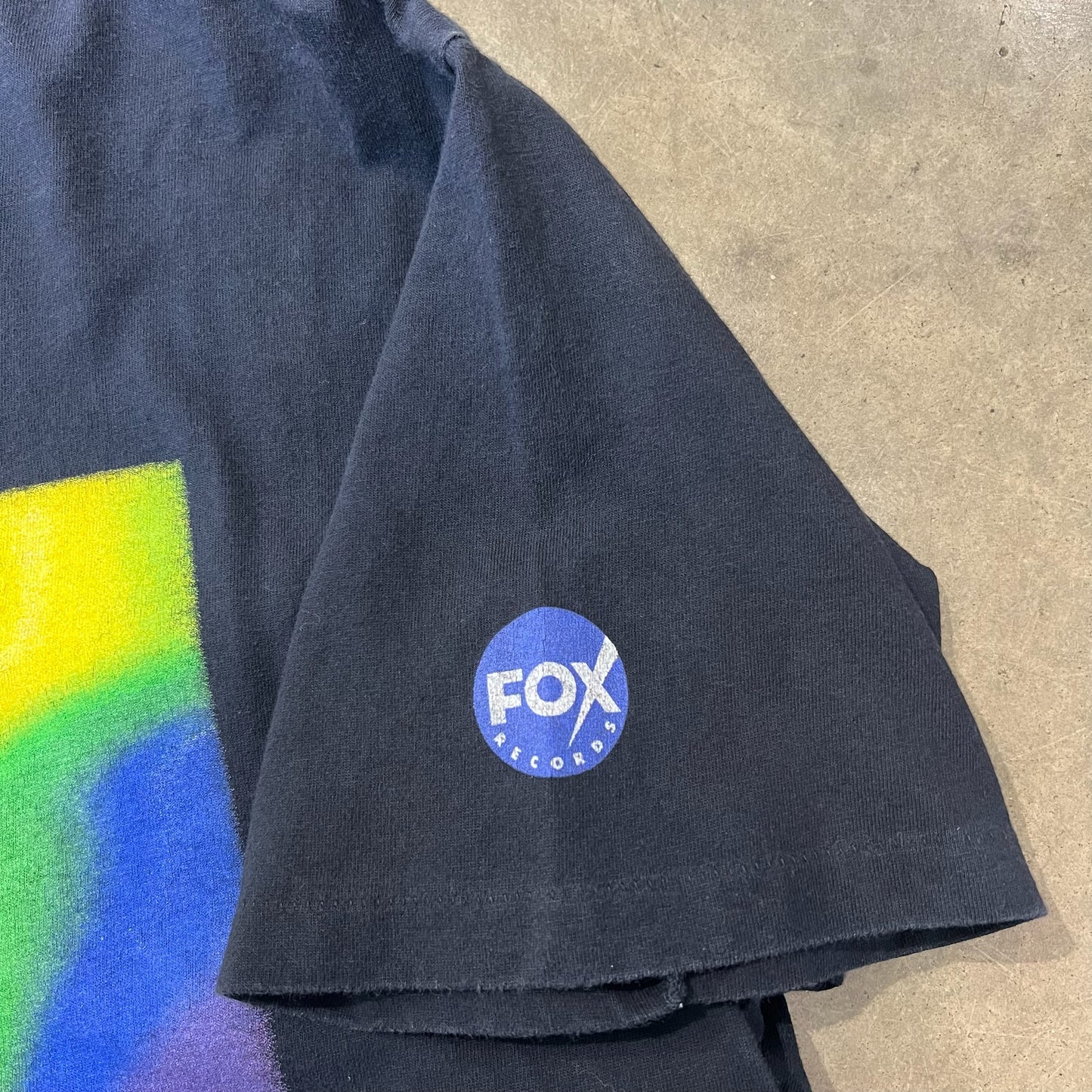 XL - Colouz UV Sound Tee