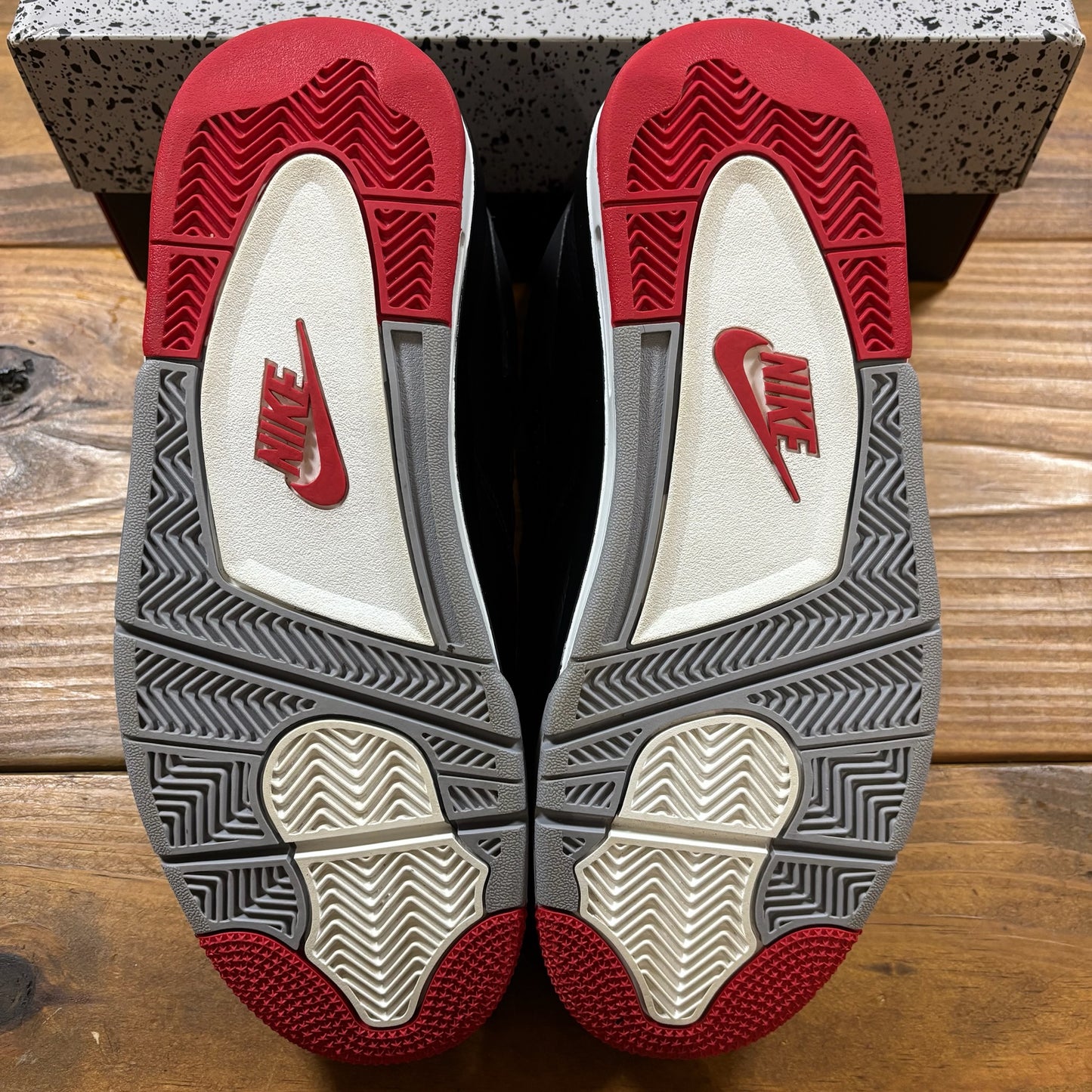Jordan 4 Retro 'Bred Reimagined' (Used)