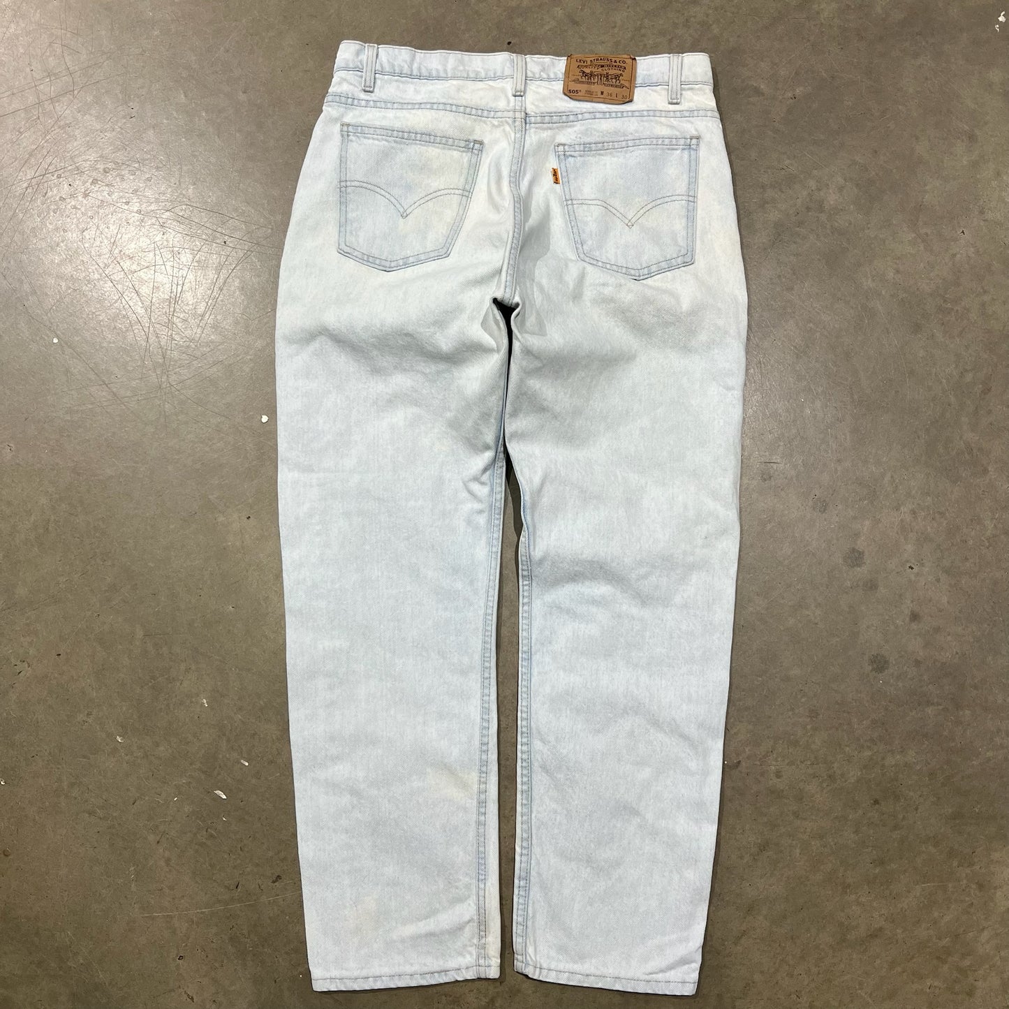36x30 - Vintage Levi Jeans
