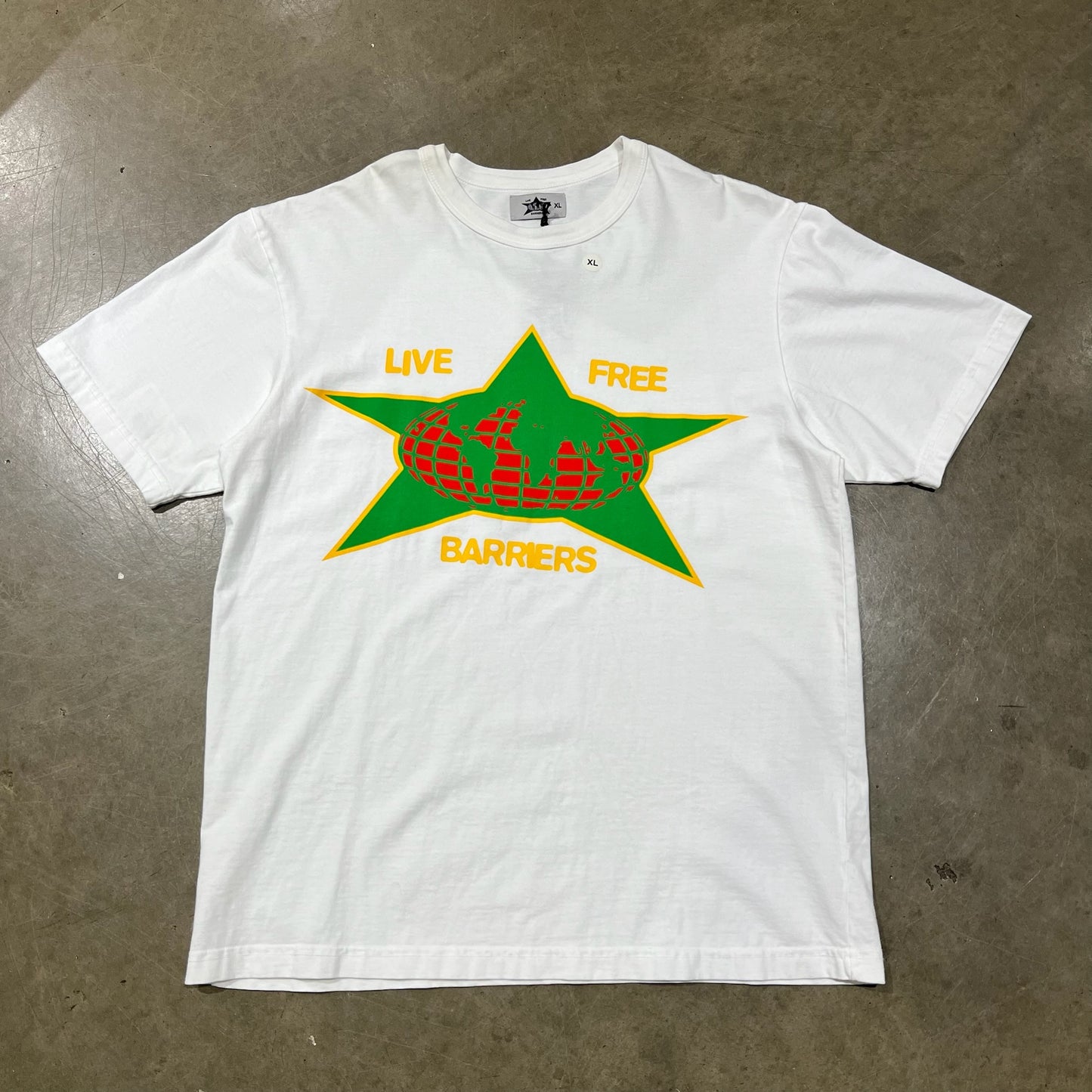 BARRIERS TEE