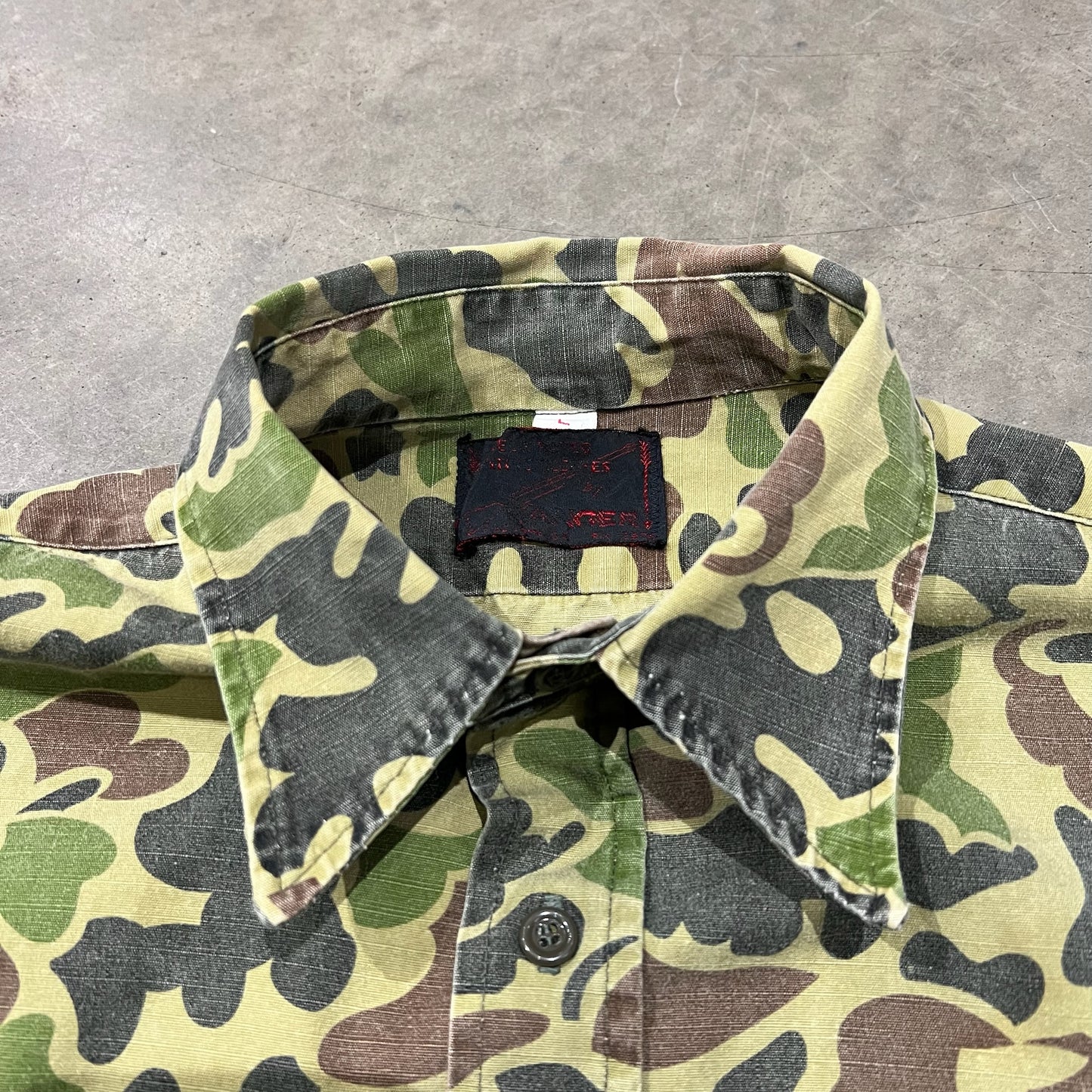 Vintage Duck Camo Button Up Shirt