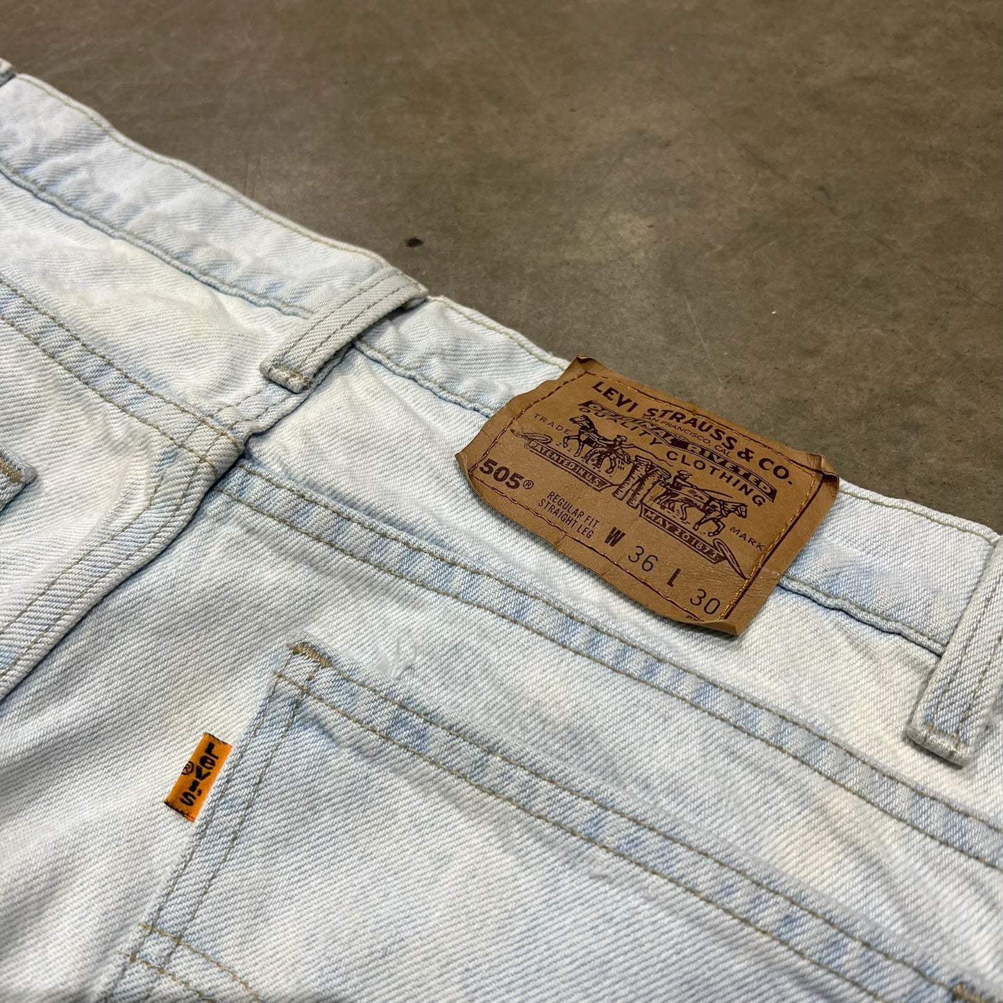 36x30 - Vintage Levi Jeans
