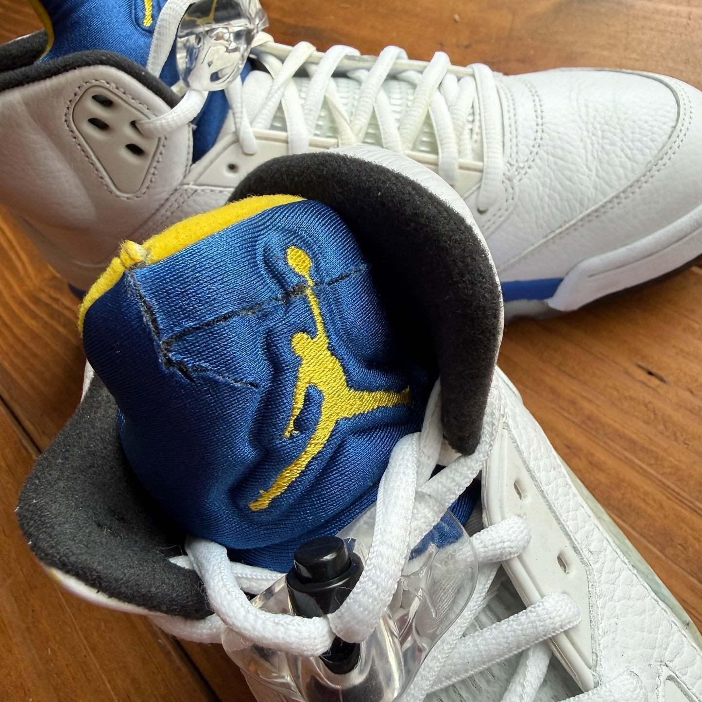 Size 9 - Jordan 5 Retro 'Laney' 2013 (Used)