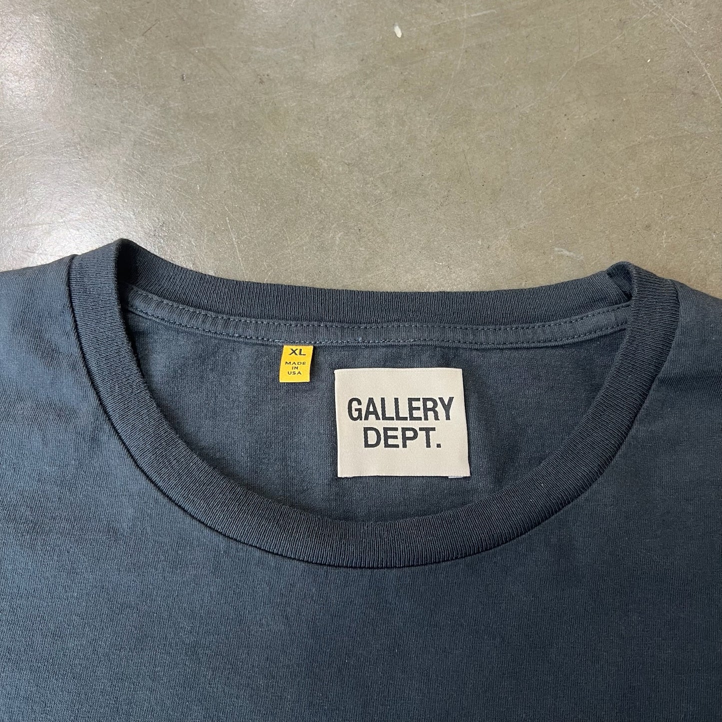 XL - Gallery Dept Logo Tee (Used)