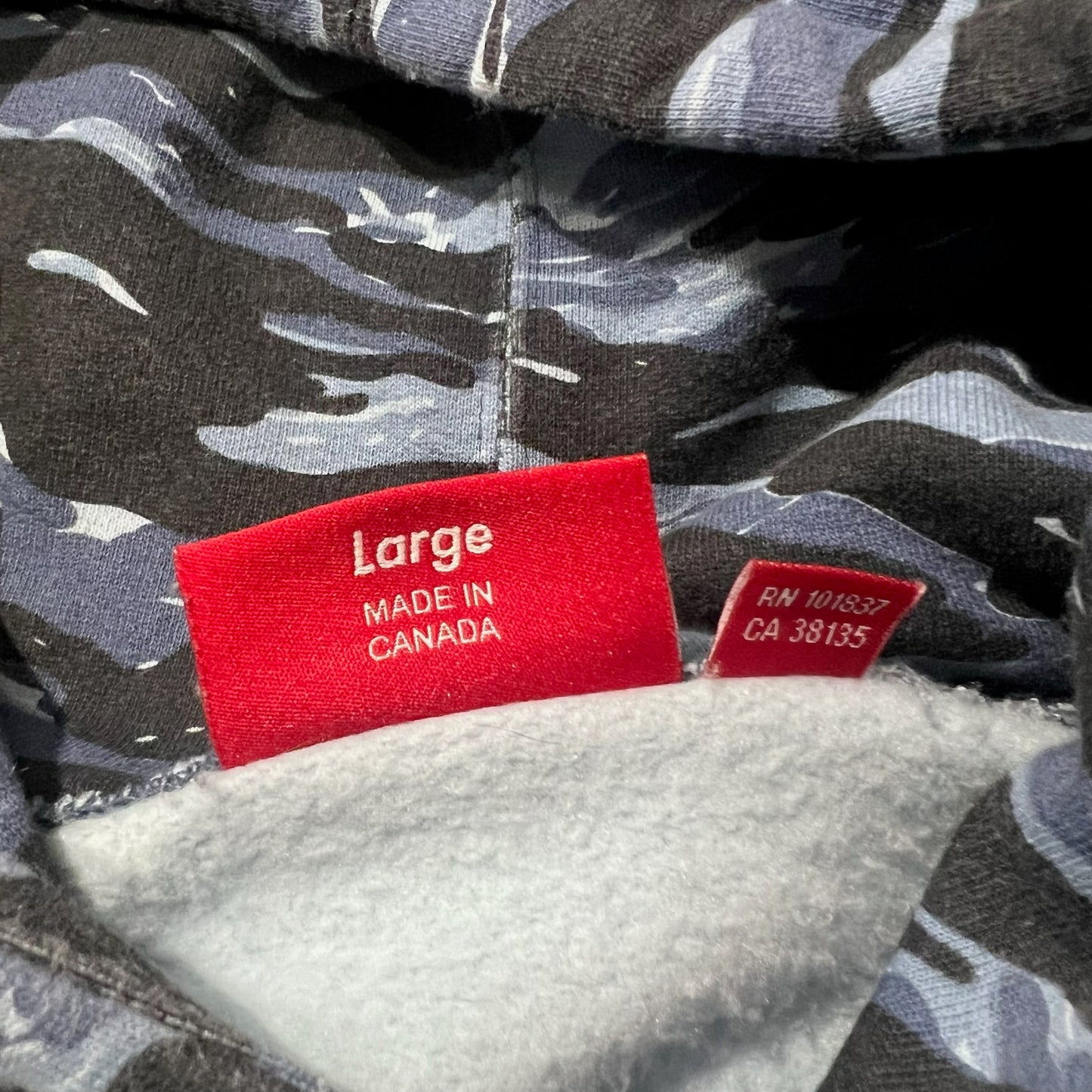 LARGE - Supreme Small Box Hoodie (Used)