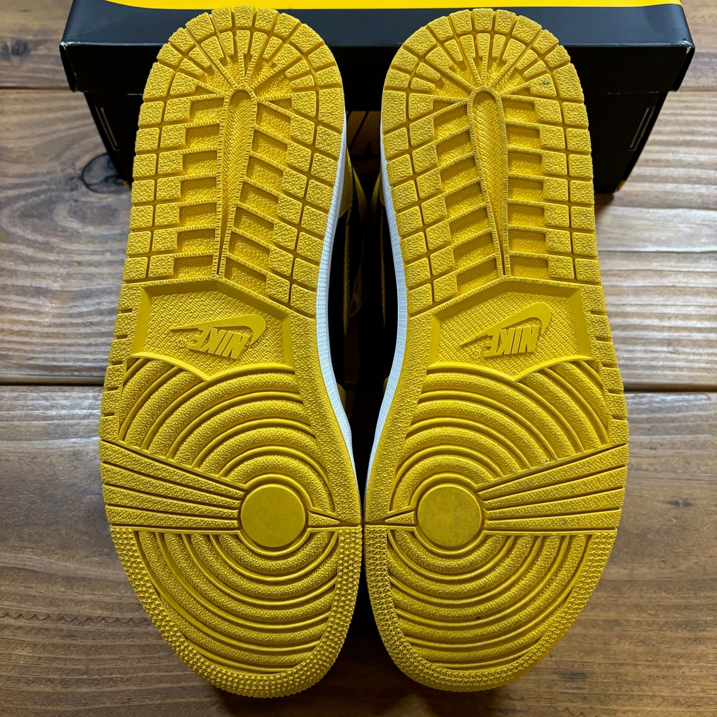 Jordan 1 Retro High OG 'Pollen' (Used)