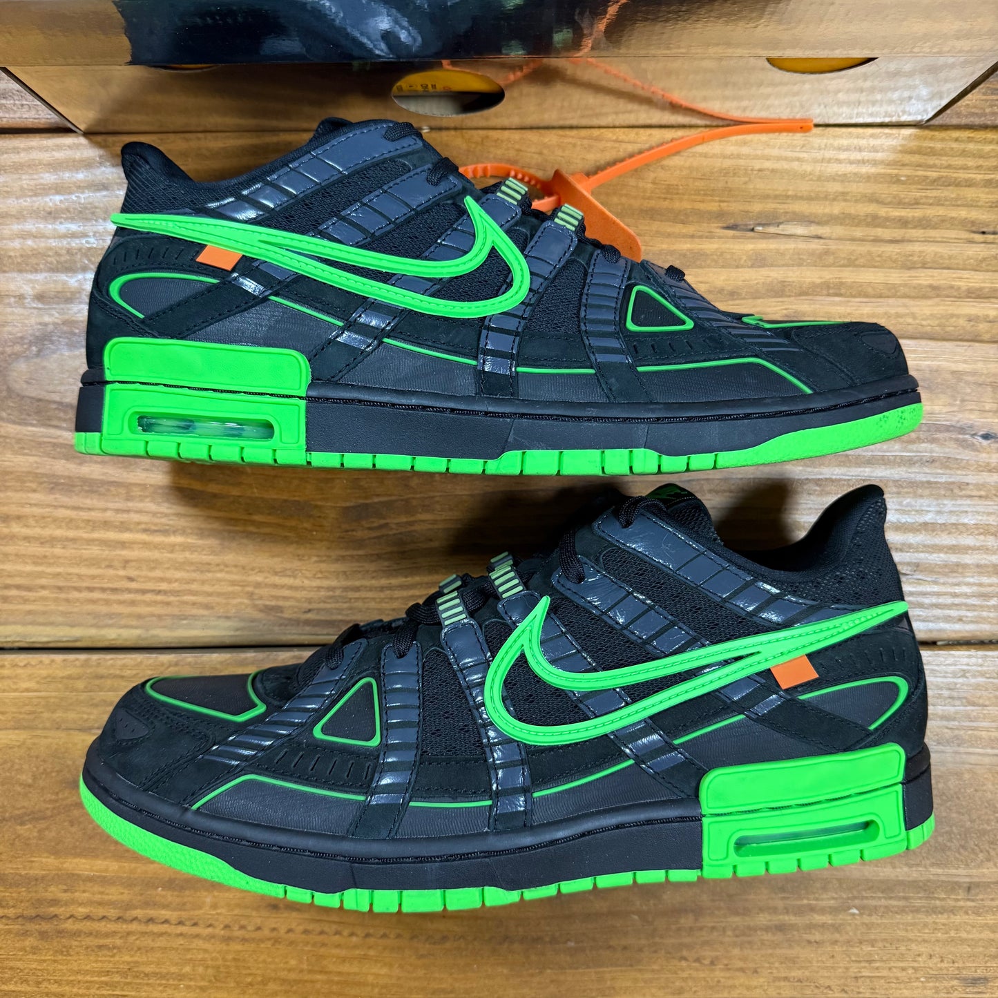 SIZE 13 - Off-White x Air Rubber Dunk 'Green Strike' (Used)