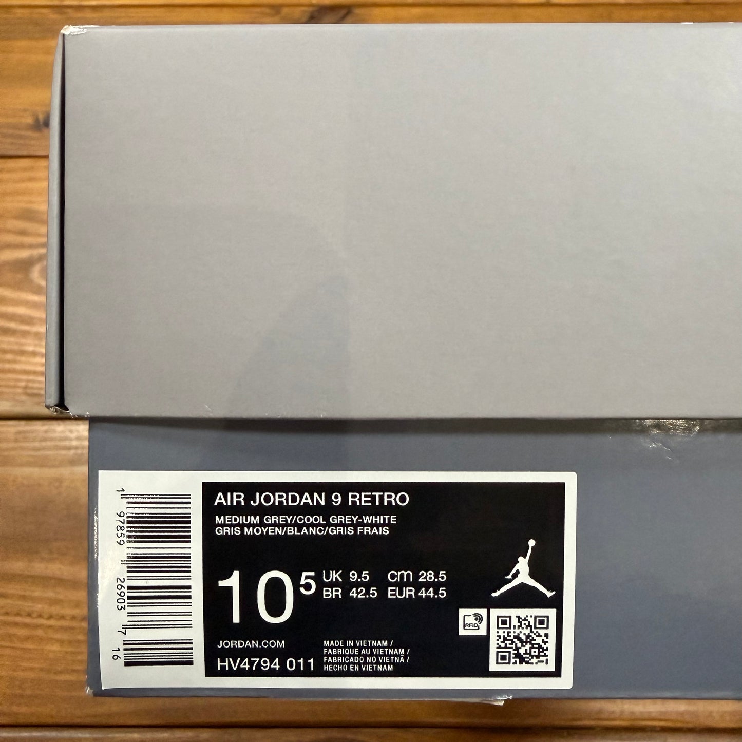 SIZE 10.5 - Jordan 9 Retro 'Cool Grey' 2025 (Used)
