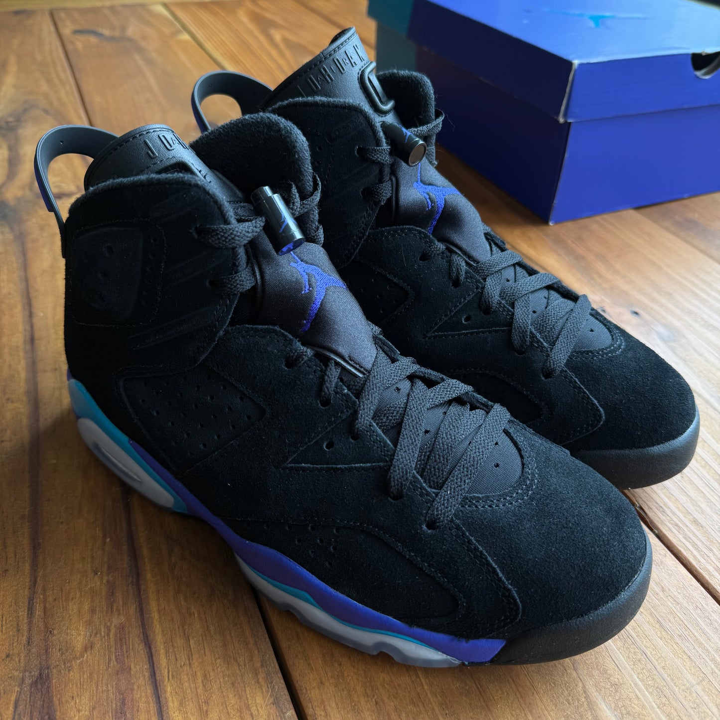 SIZE 9.5 - Jordan 6 Retro 'Aqua' (Used)