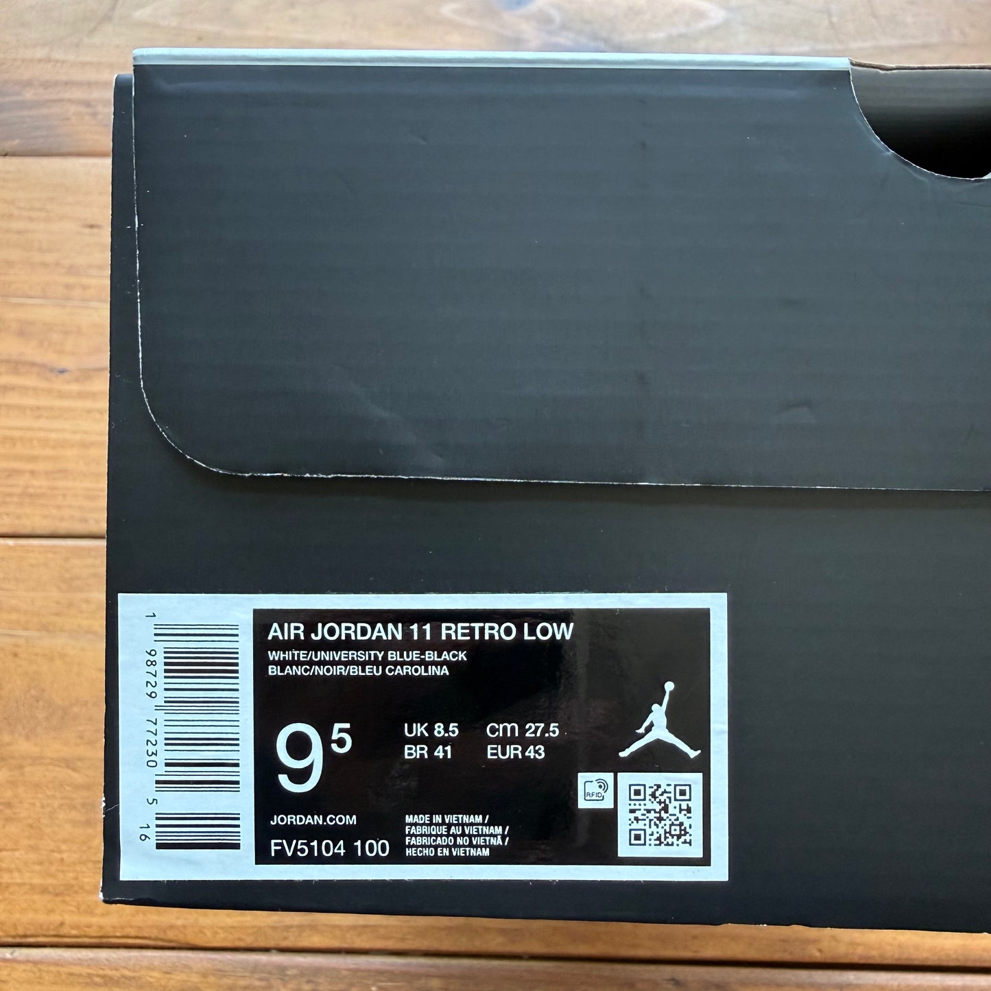Size 9.5 - Jordan 11 Retro Low 'UNC' 2026 (Used)