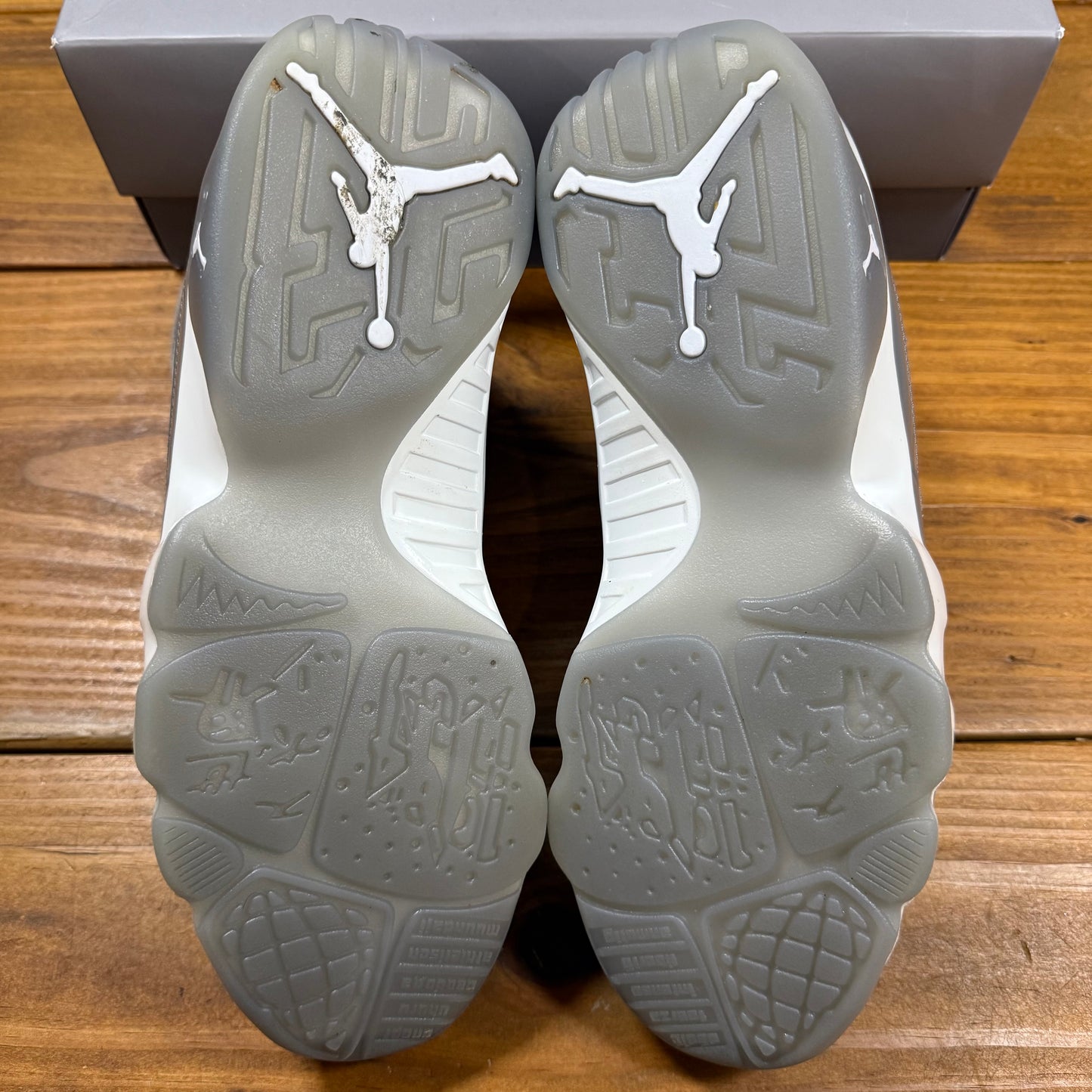 SIZE 10.5 - Jordan 9 Retro 'Cool Grey' 2025 (Used)
