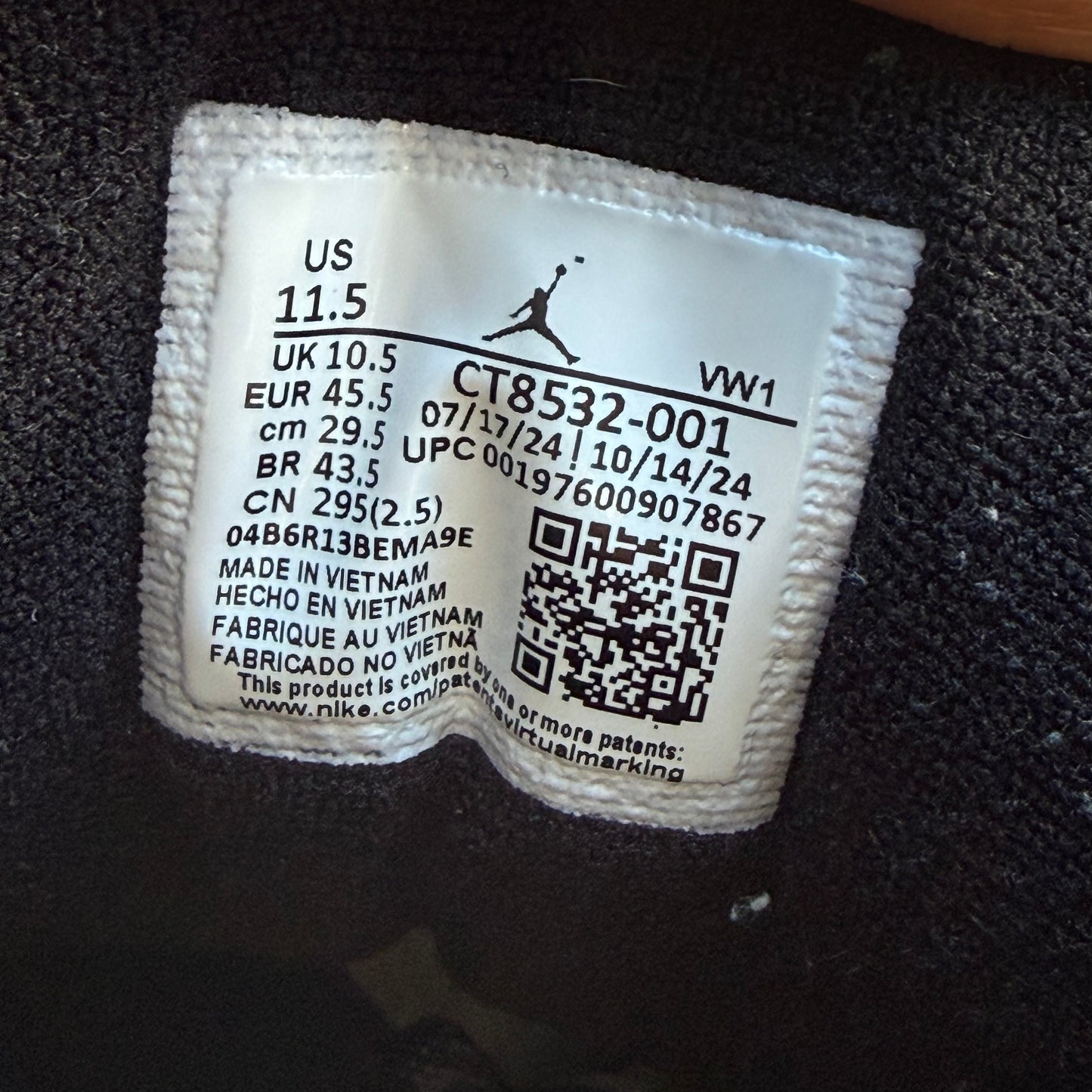 SIZE 11.5 - Jordan 3 Retro 'Black Cat' 2025 (Used)