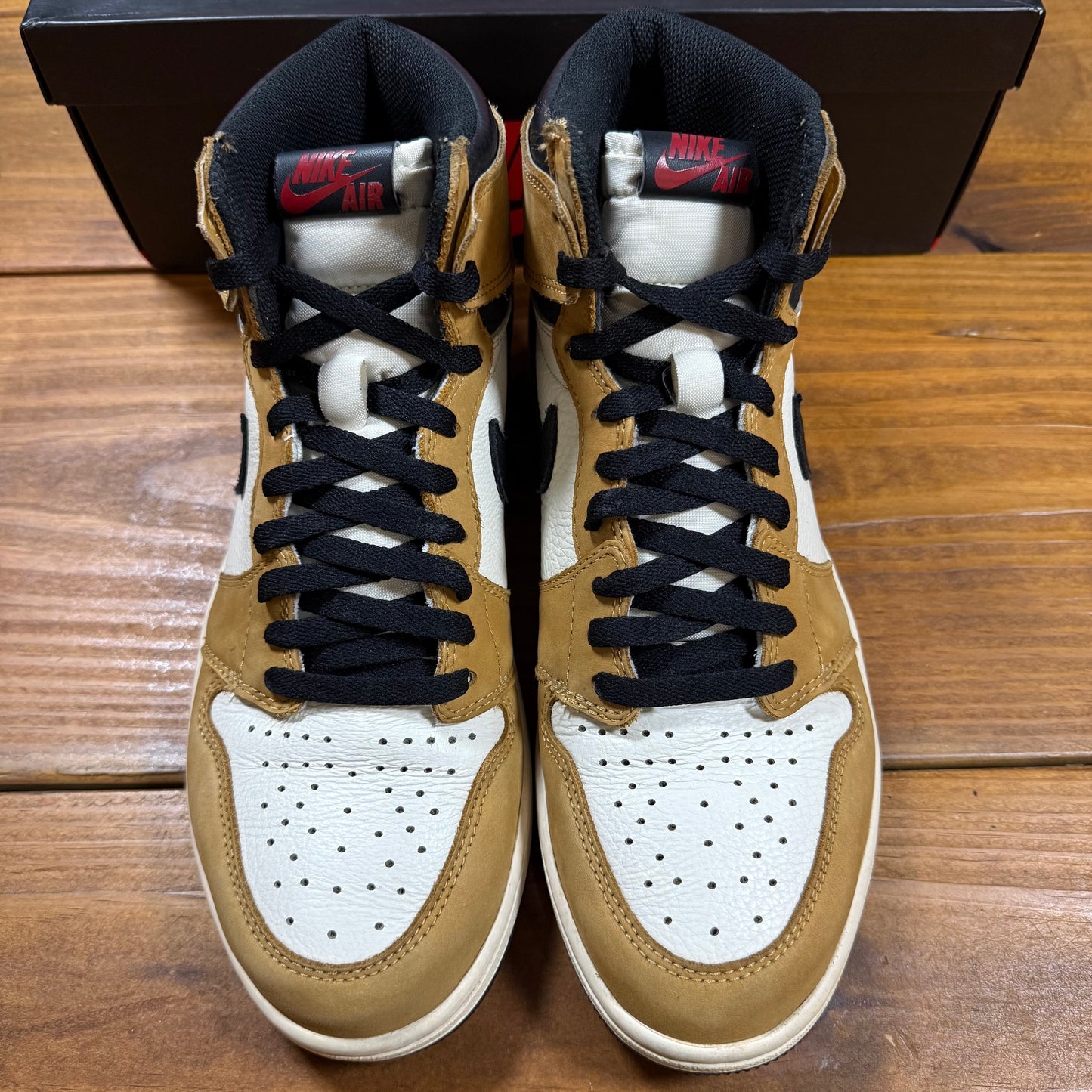 SIZE 10.5 - Jordan 1 Retro High OG 'Rookie of the Year' (Used)