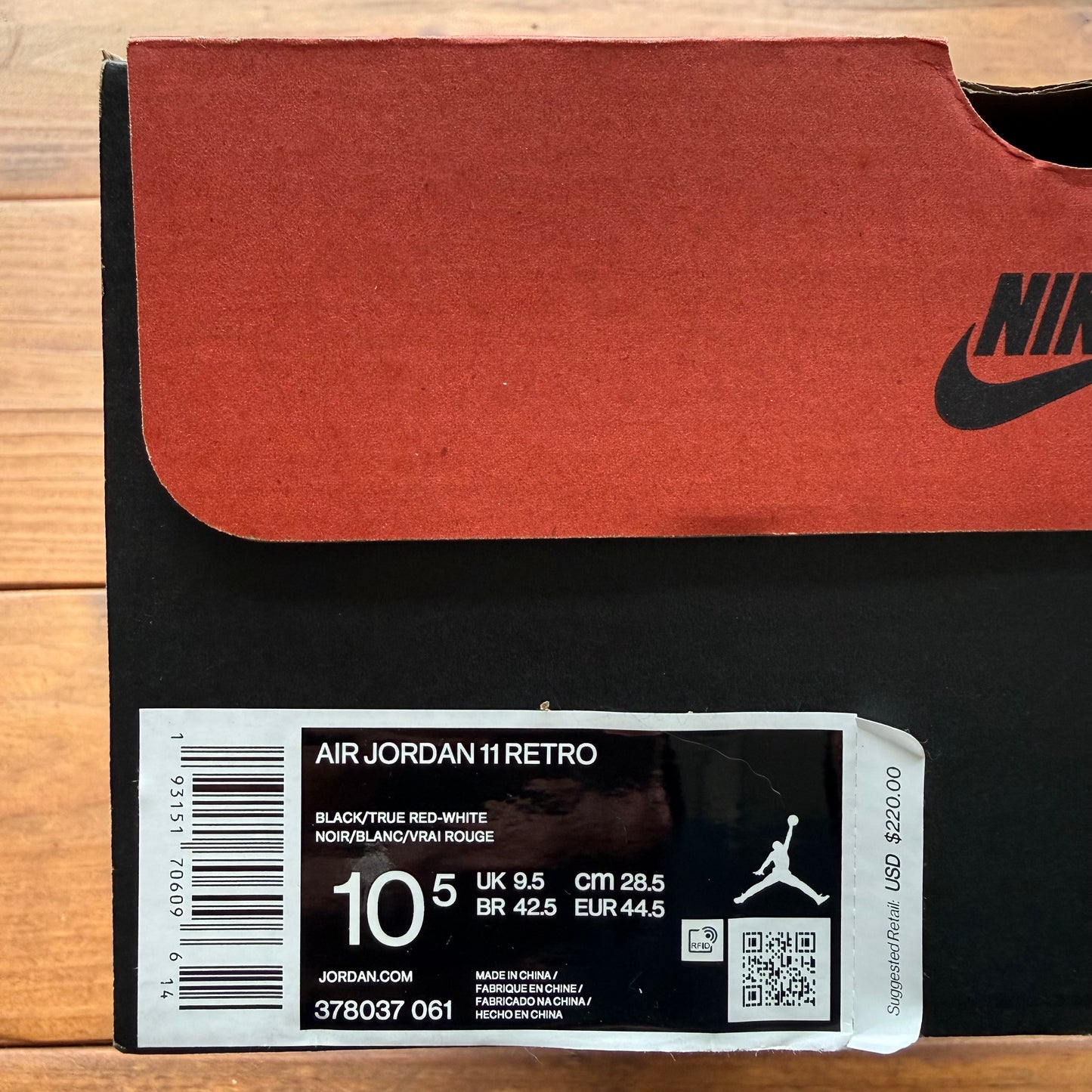 Size 10.5 - Jordan 11 Retro 'Bred' 2019 (Used)