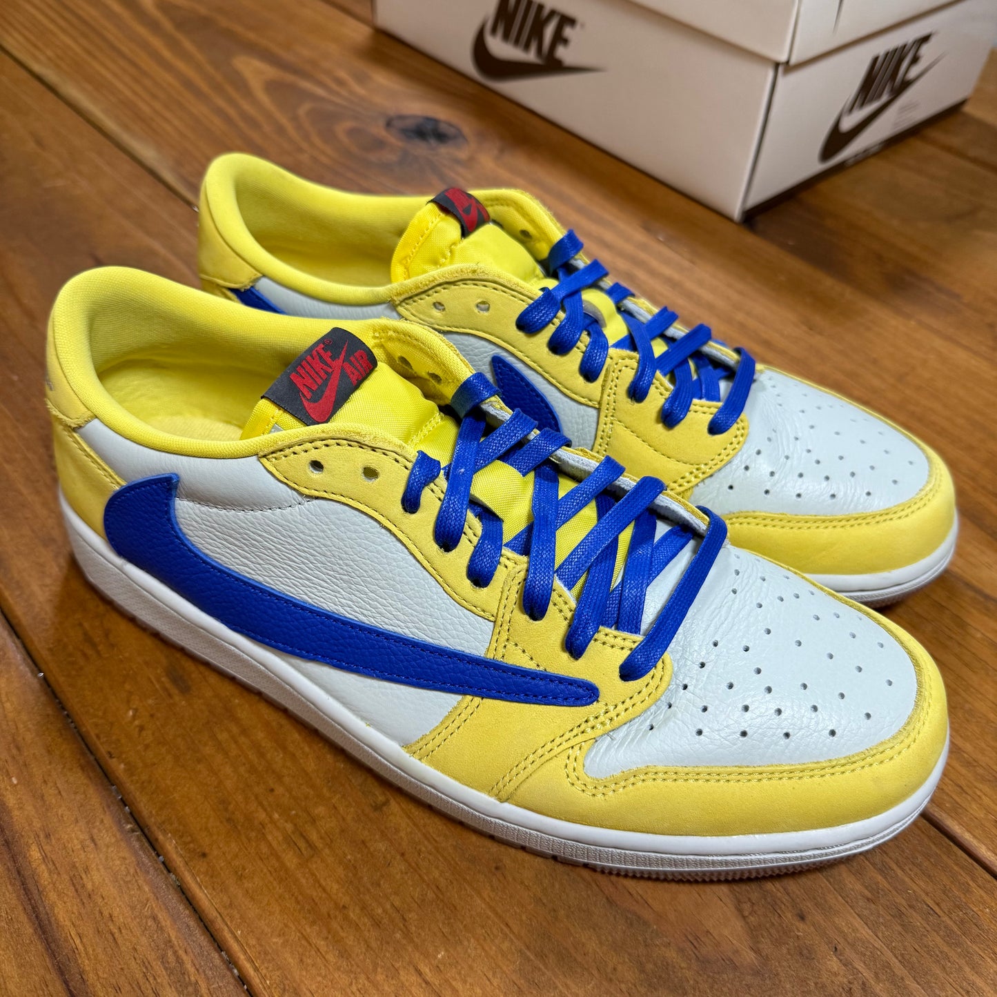 SIZE 11.5W/10M - Travis Scott x Wmns Jordan 1 Retro Low OG SP 'Canary' (Used)