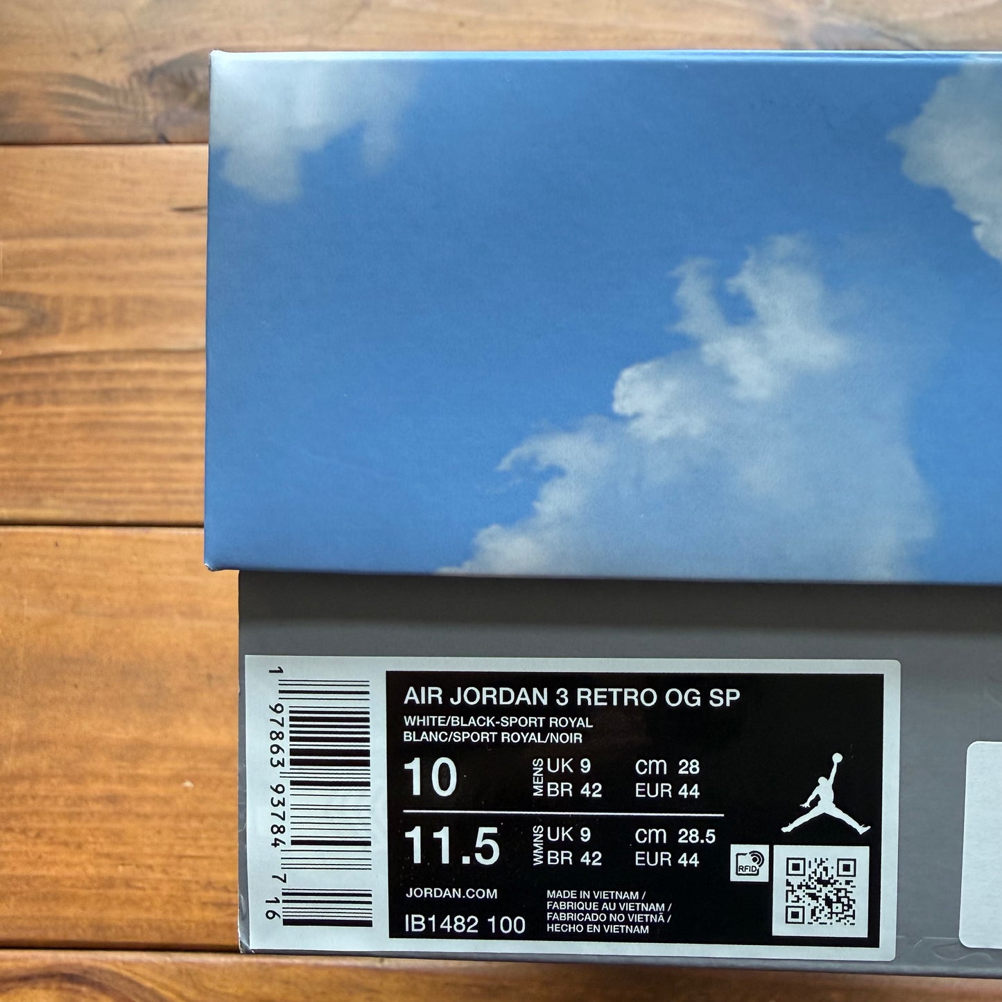 Size 10 - Jordan 3 Retro 'Seoul 2.0' (Used)