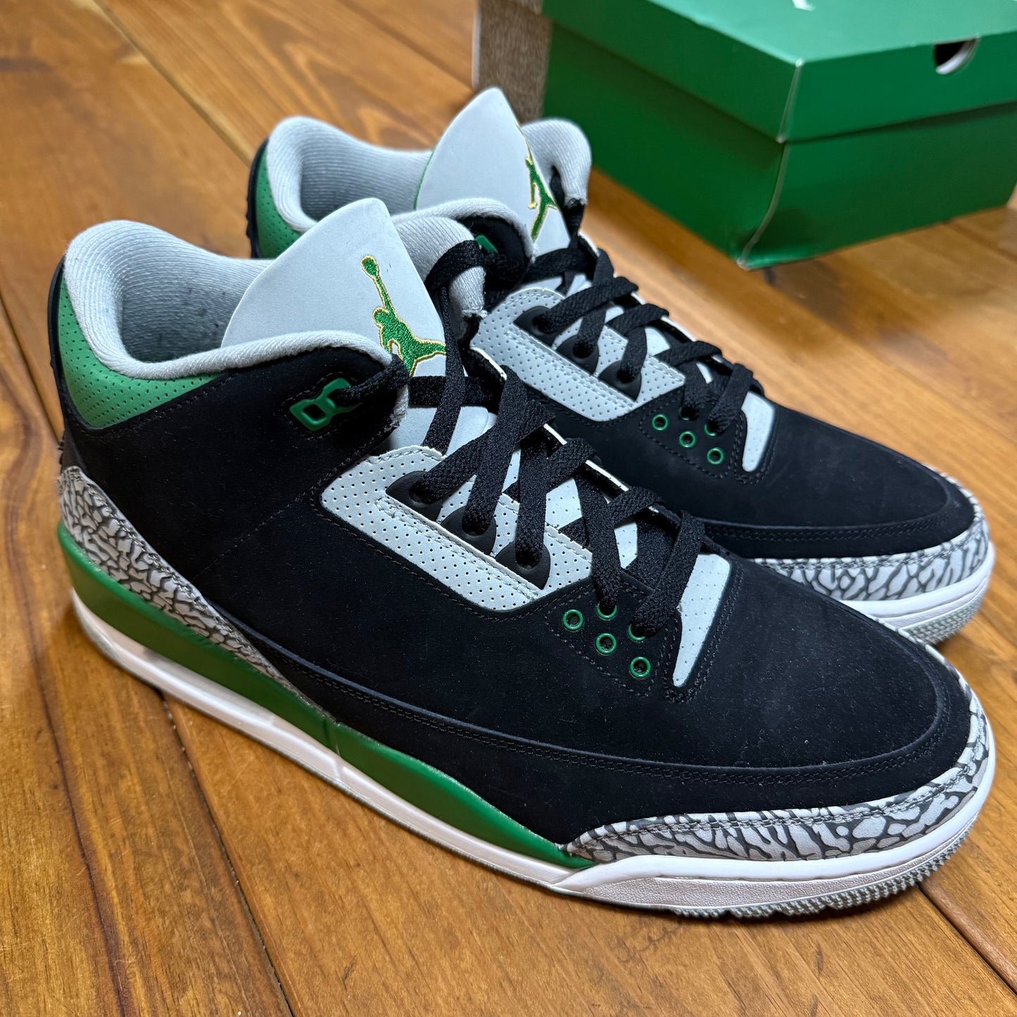 SIZE 12 - Jordan 3 Retro 'Pine Green' (Used)