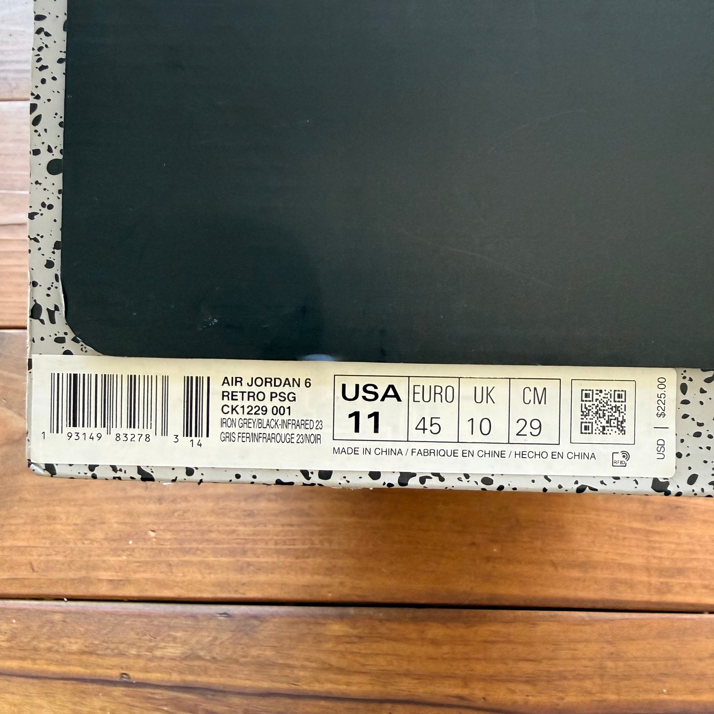 Size 11 - Paris Saint-Germain x Jordan 6 Retro 'Iron Grey' (Used)