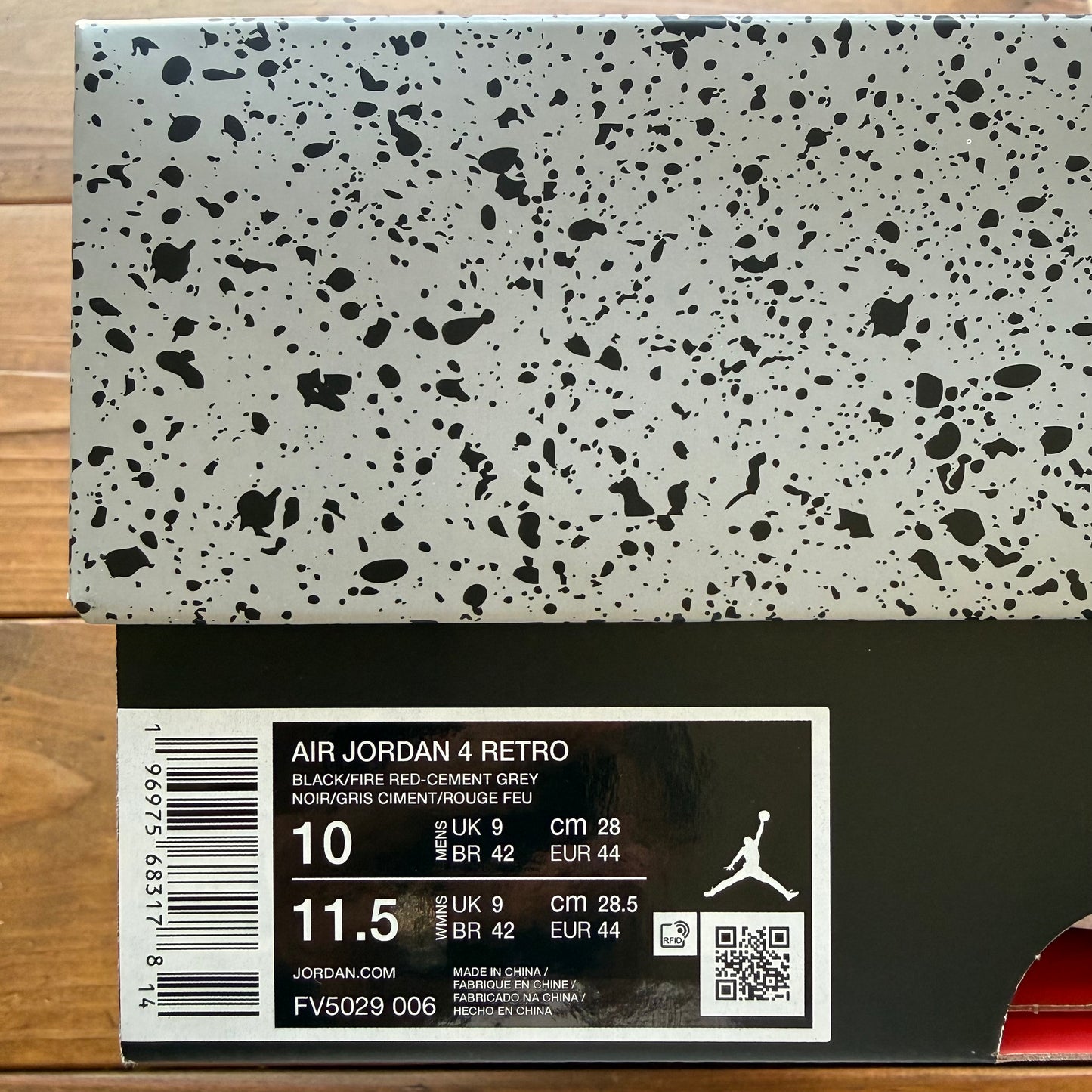 Größe 44 - Jordan 4 Retro 'Bred Reimagined' (Gebraucht)