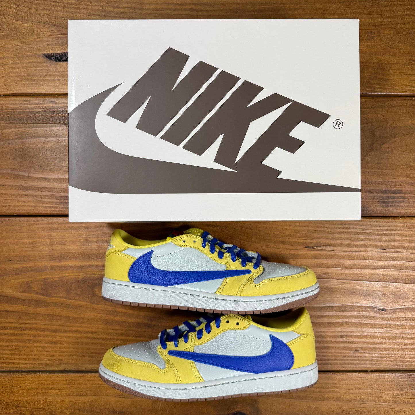 SIZE 11.5W/10M - Travis Scott x Wmns Jordan 1 Retro Low OG SP 'Canary' (Used)