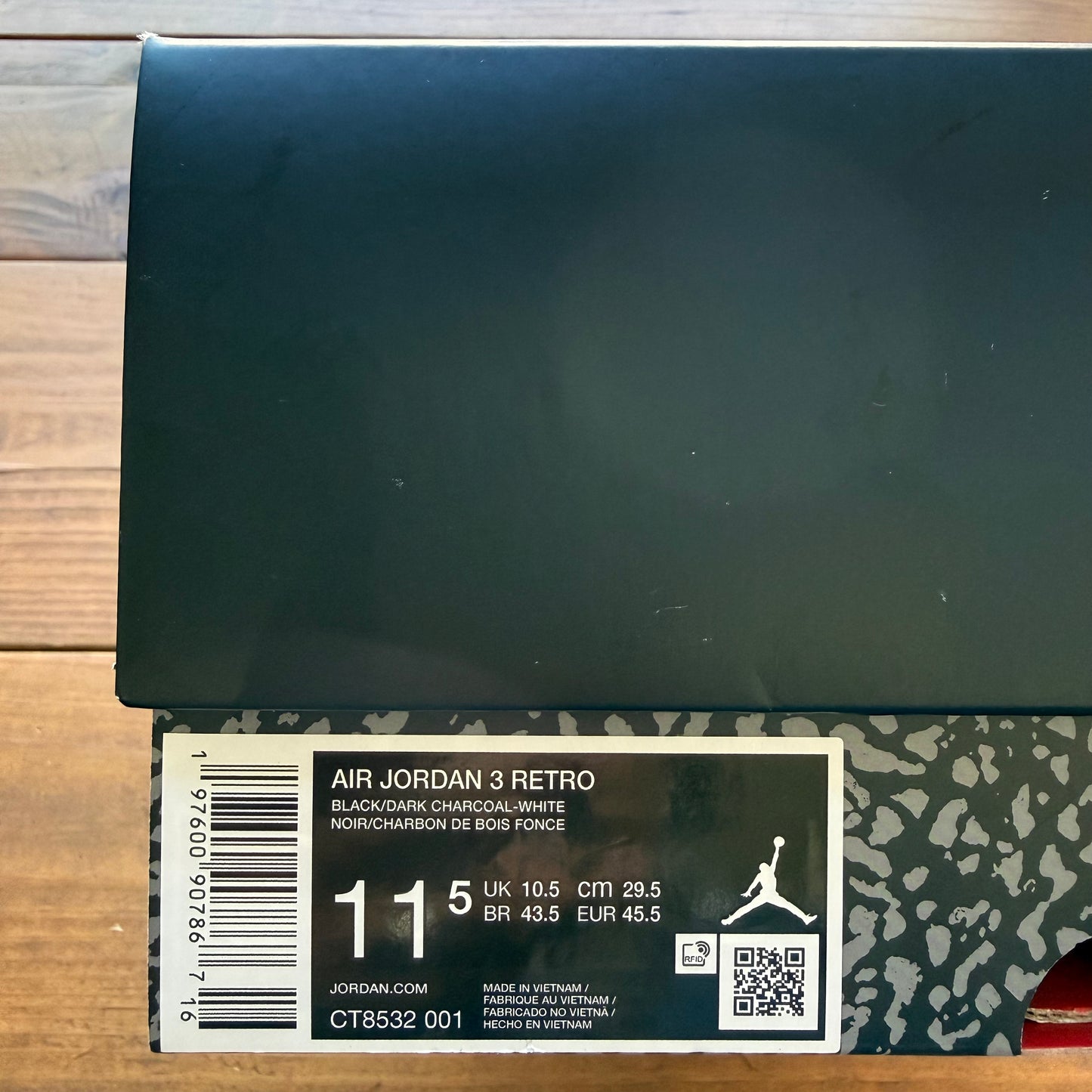 SIZE 11.5 - Jordan 3 Retro 'Black Cat' 2025 (Used)