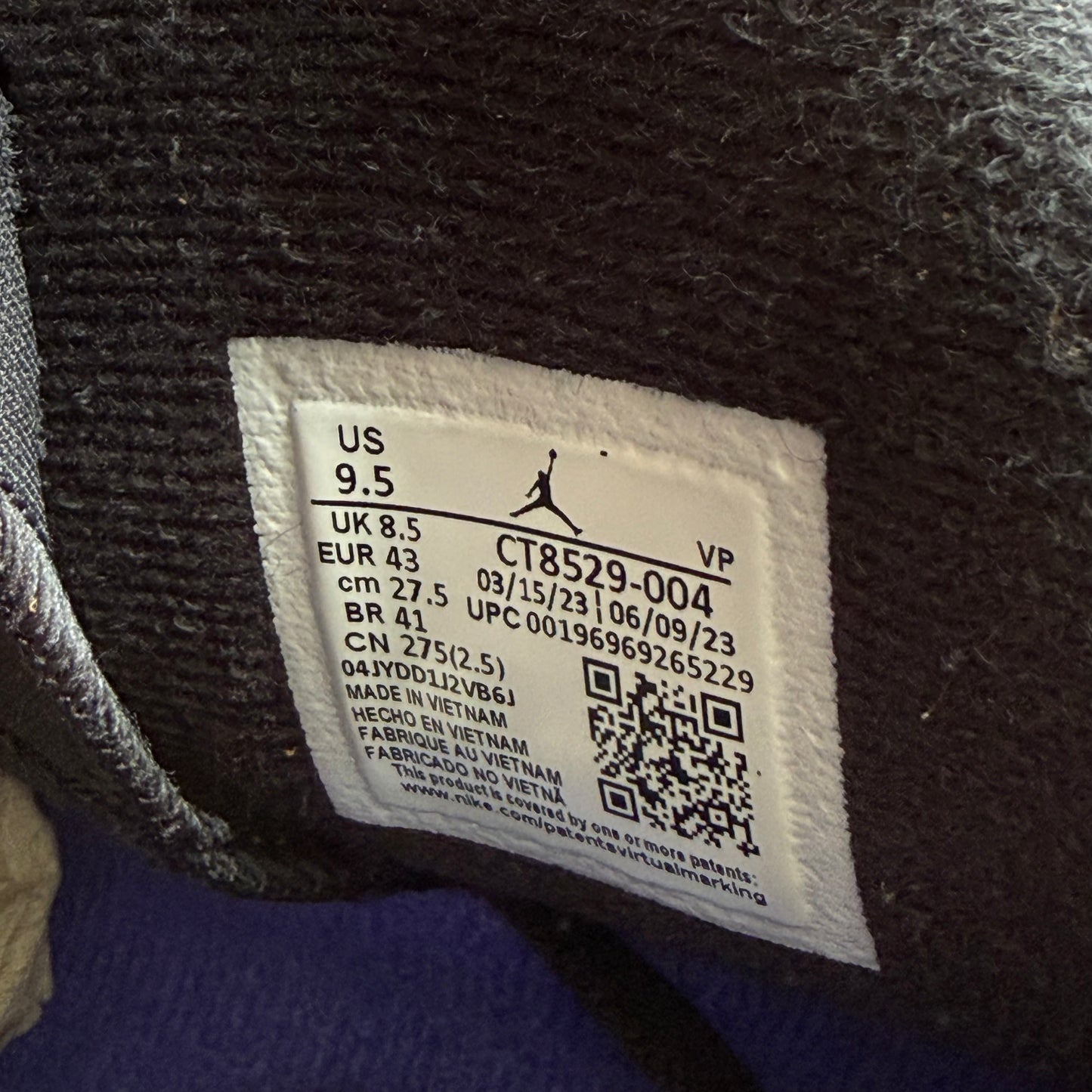 SIZE 9.5 - Jordan 6 Retro 'Aqua' (Used)
