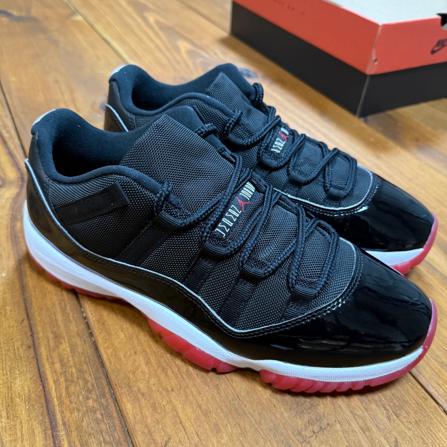 SIZE 10 - Jordan 11 Retro Low 'Bred' 2025 (Used)