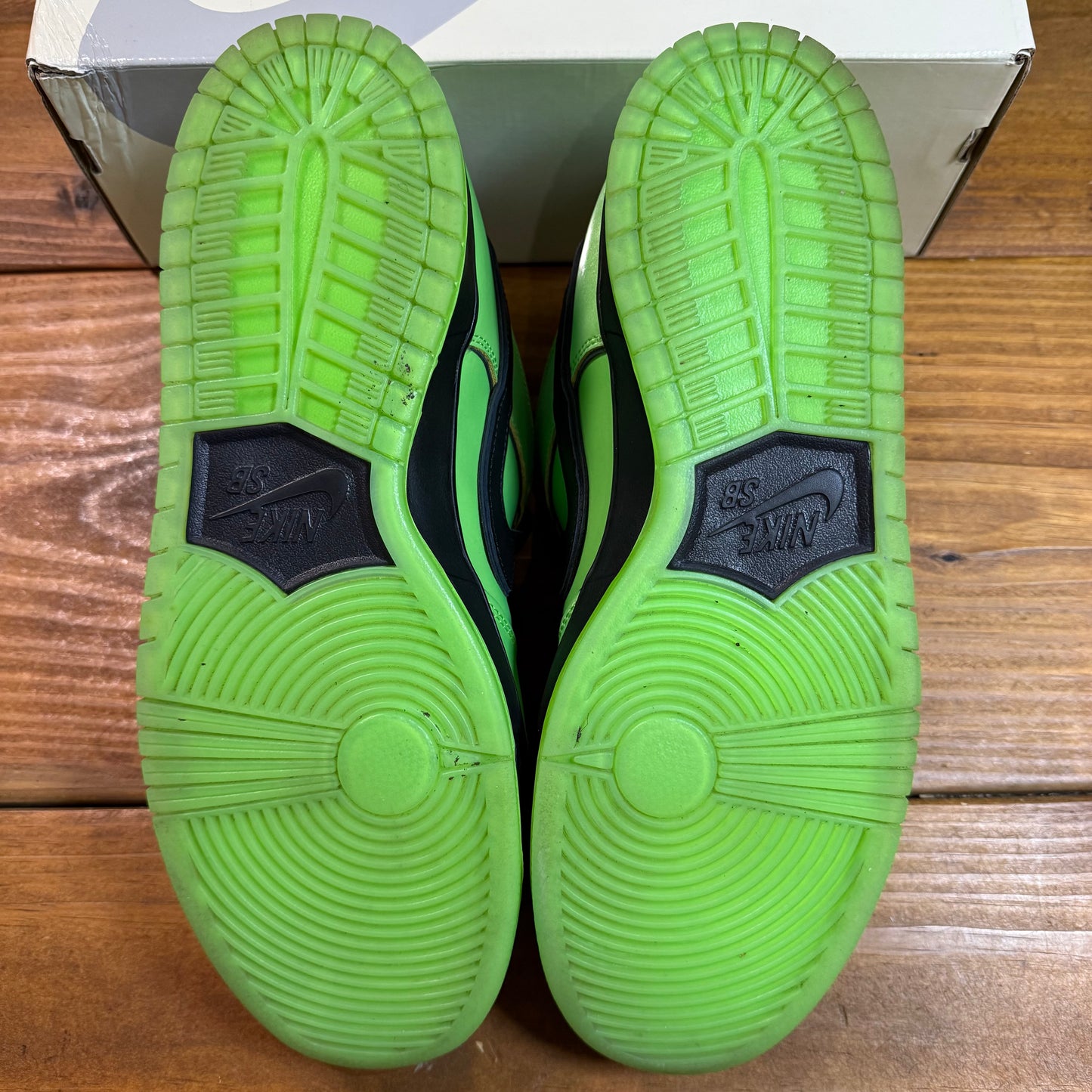 Size 12 - The Powerpuff Girls x Dunk Low Pro SB QS 'Buttercup' (Used)
