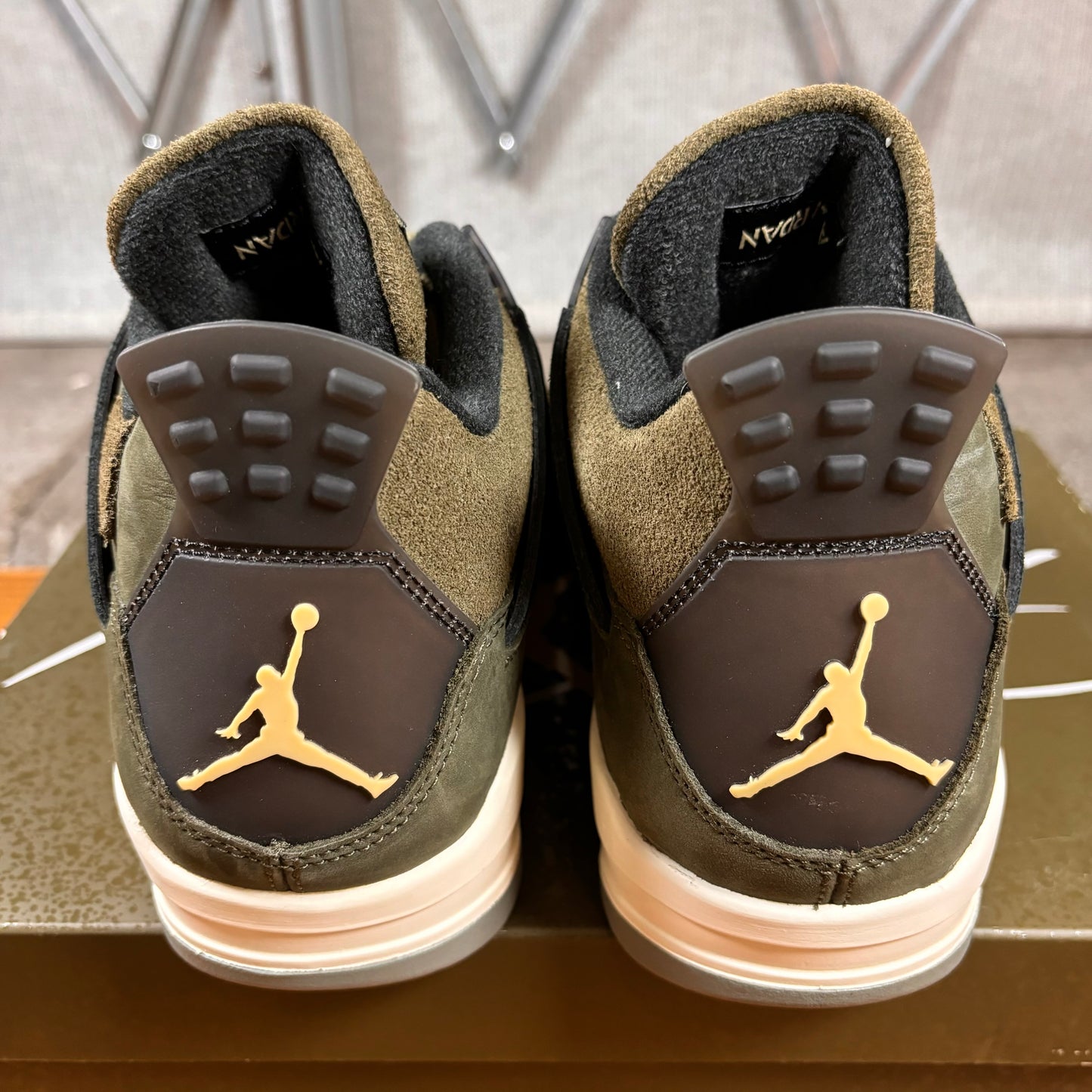 Jordan 4 Retro SE Craft 'Olive' (Used)