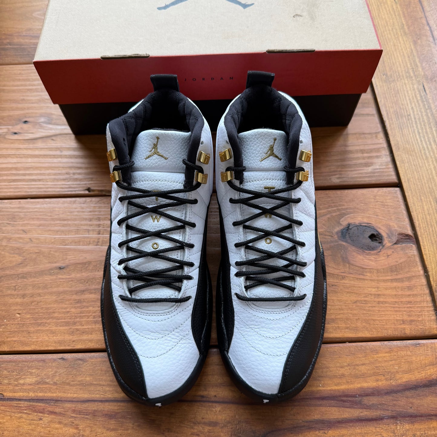 Größe 9.5 – Jordan 12 Retro 'Royalty' (Gebraucht)