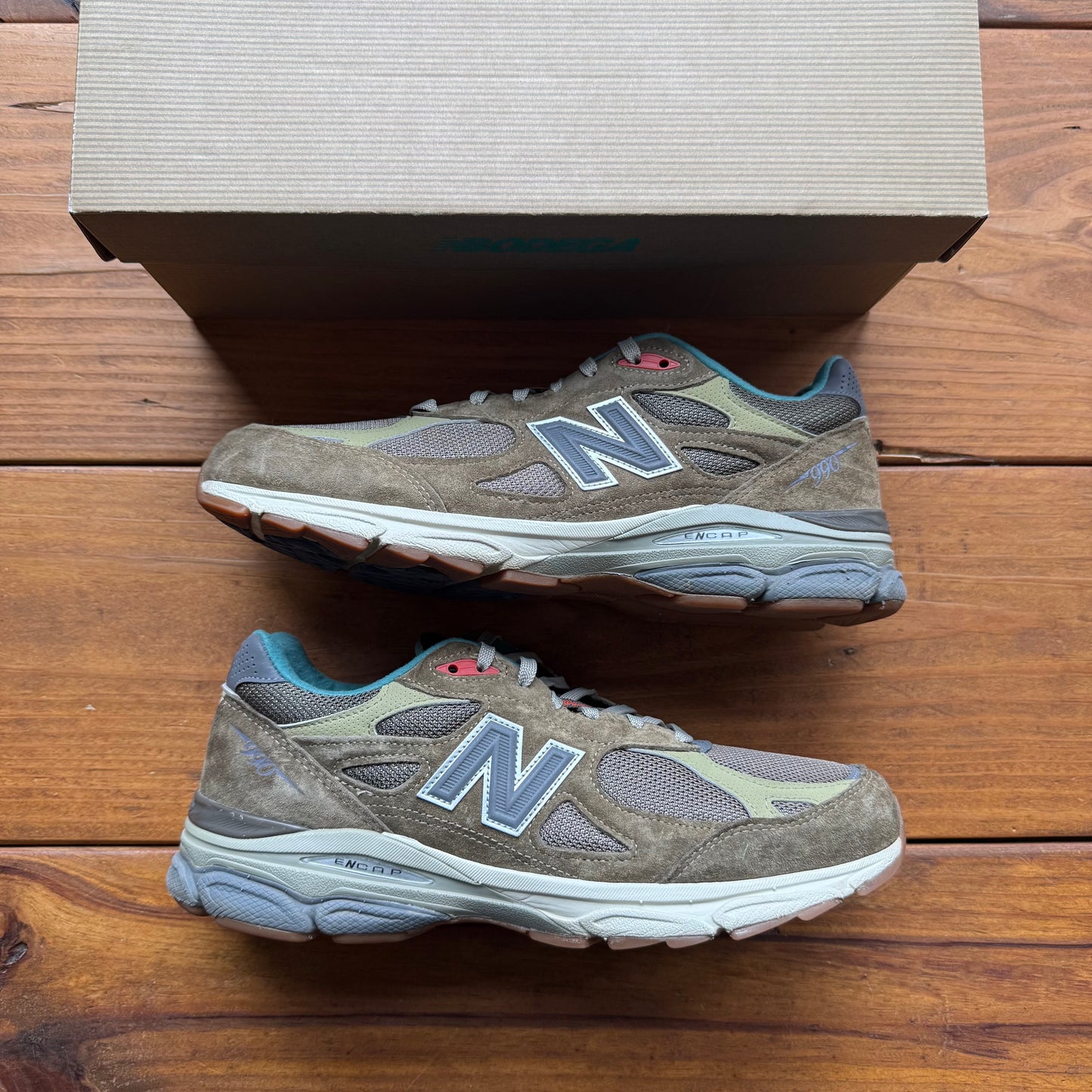 Talla 10 - New Balance Bodega x 990v3 Made In USA 'Anniversary' (Usado)