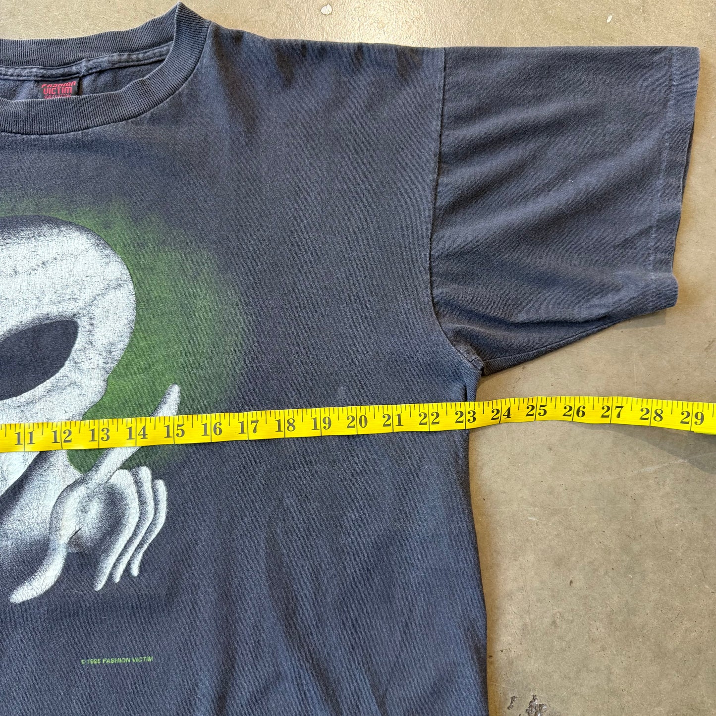 XL - Vintage-Alien-T-Shirt