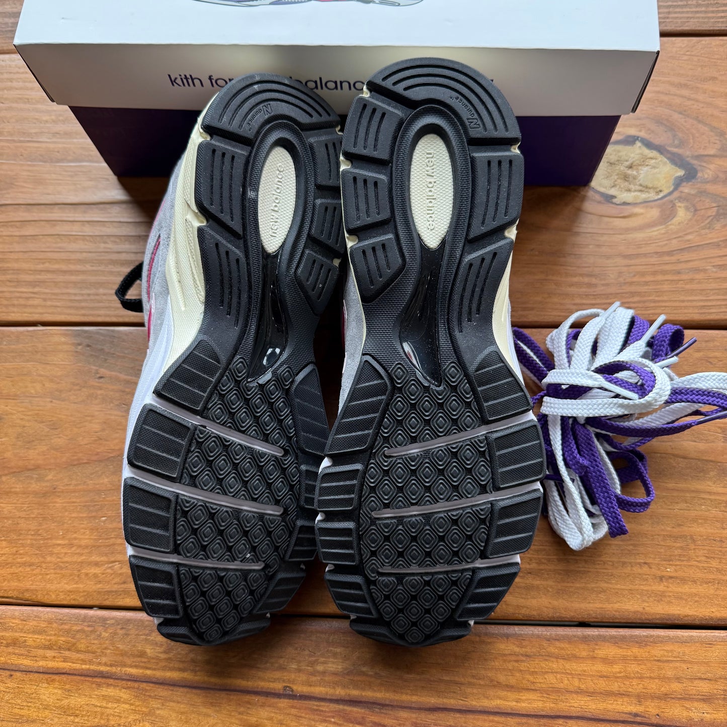 Größe 10.5 – New Balance Kith x United Arrows & Sons x 990v4 Made in USA (Gebraucht)