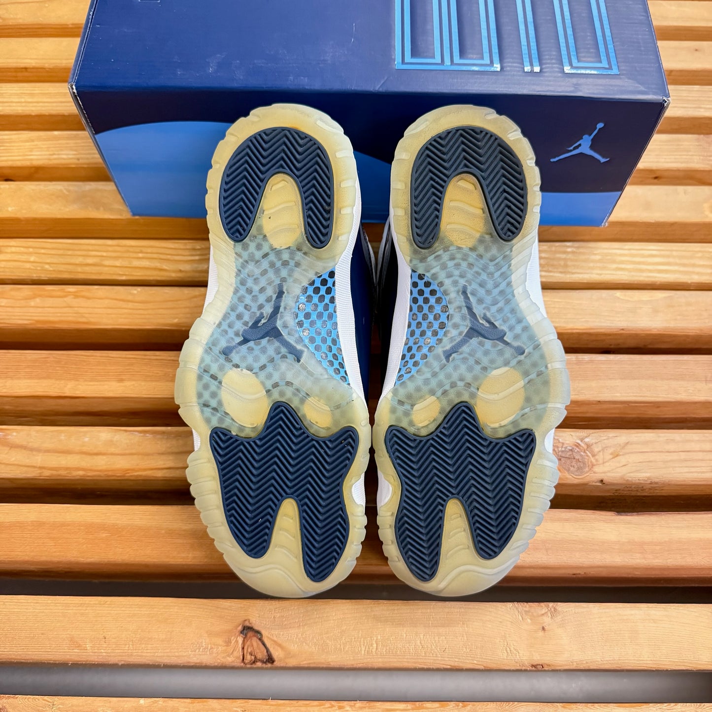 Size 8.5 - Jordan 11 Retro 'Win Like '82' (Used)