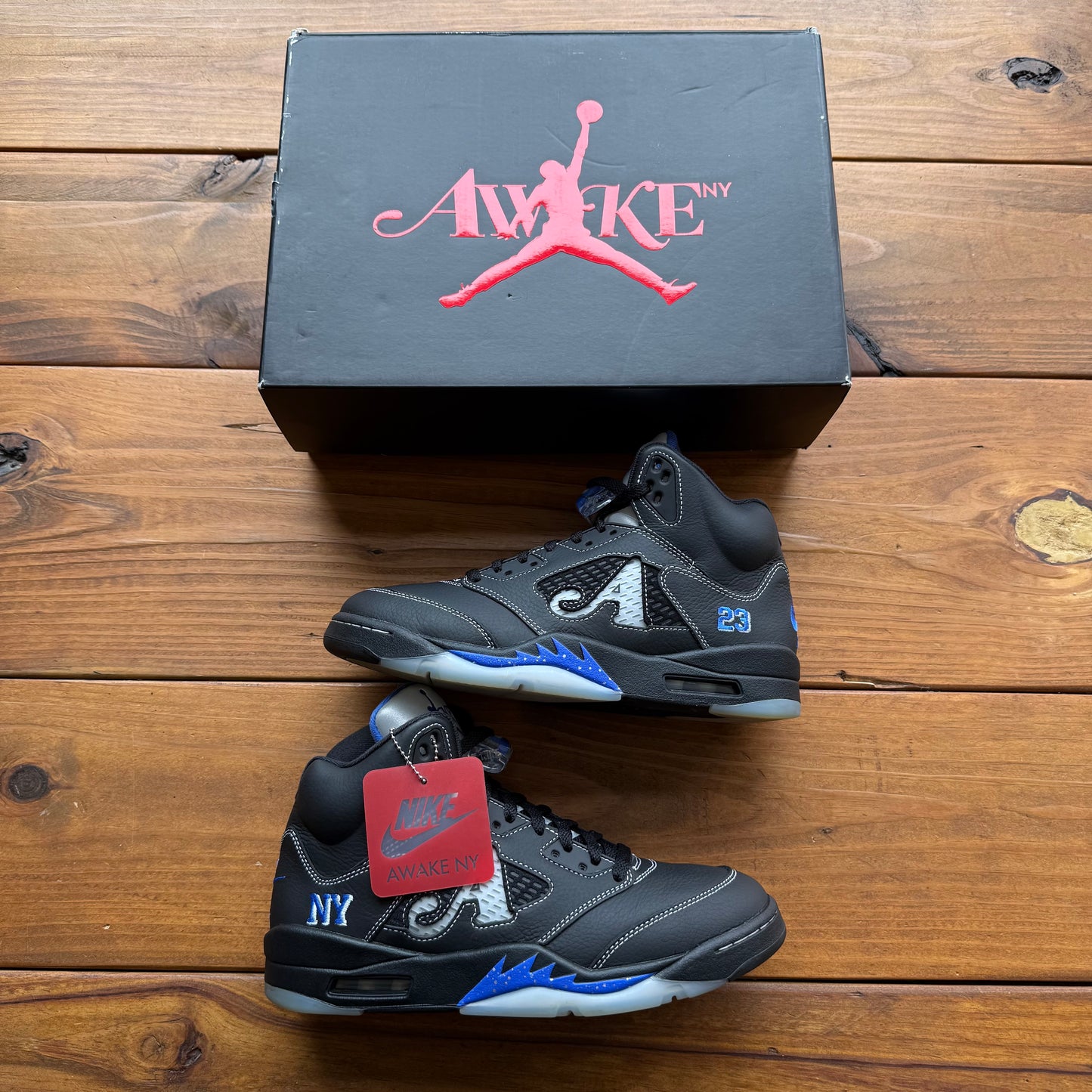 Größe 44 - Awake NY x Jordan 5 Retro 'Boro - Racer Blue' (gebraucht)