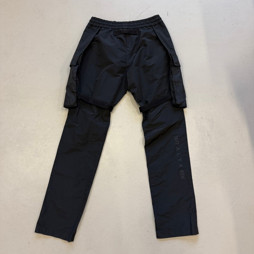 Medium - Alyx 1017 tactical cargo pants (Pre-Owned)