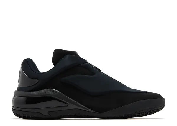 SHAI 001 'Charm Black' - Size 11