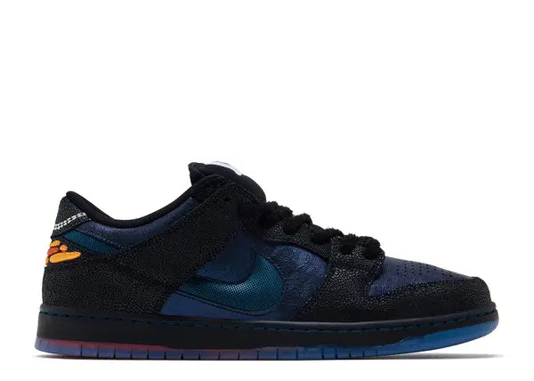 Bluetile x Nike SB Dunk "Black Marina White"