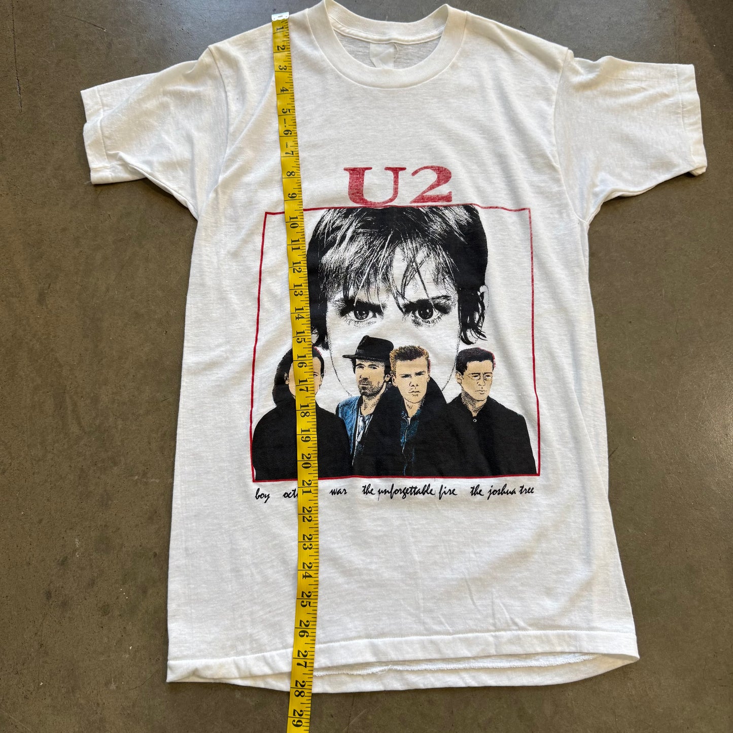 Medium – Vintage 80er U2 Band-T-Shirt