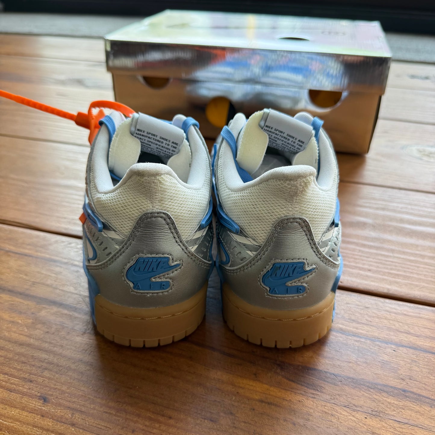 Talla 8.5 - Off-White x Air Rubber Dunk 'University Blue' (Usado)