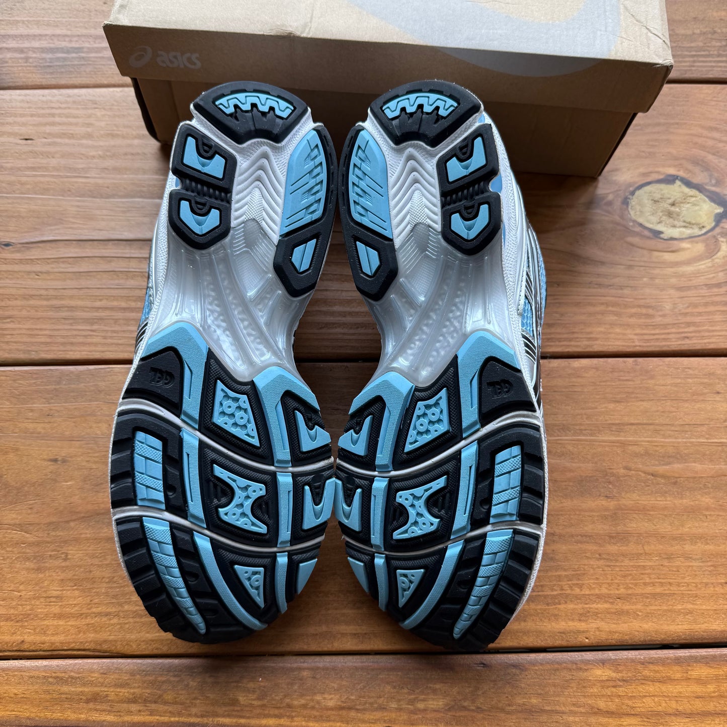 Size 11 - Asics Gel Kayano 14 'Arctic Sky Pure Silver' (Used)