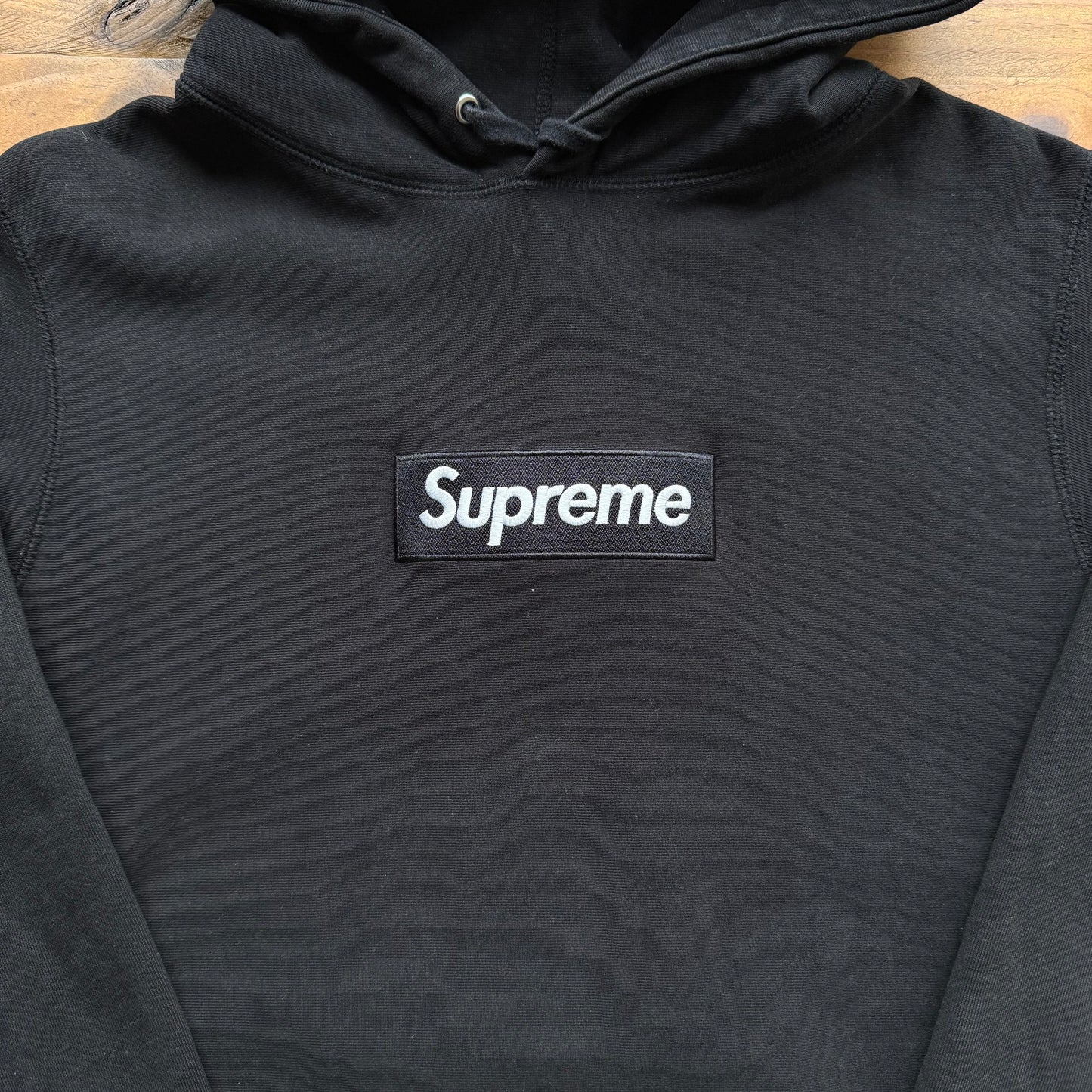 Medium – Supreme Box Logo Hoodie „Schwarz“