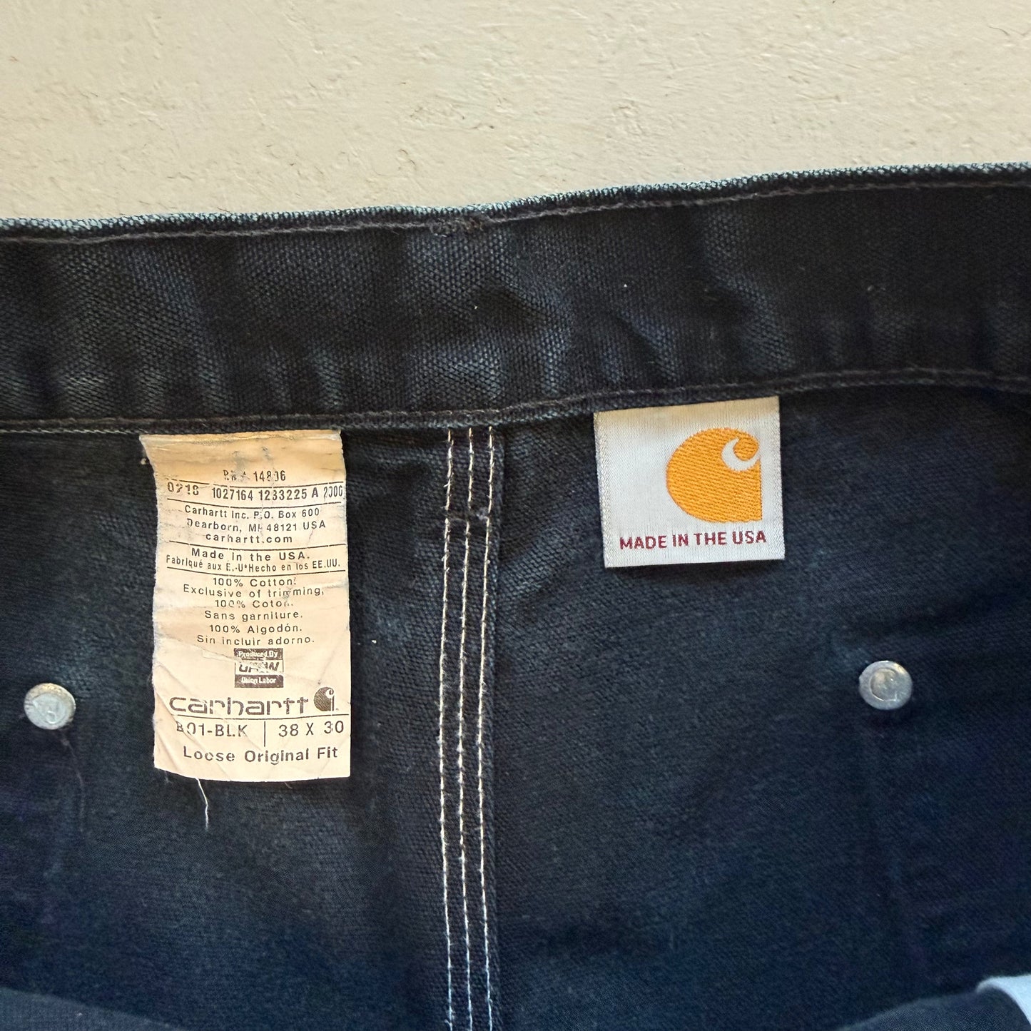 Size 38x30 - Vintage Carhartt Double Knee Pants 'Black'