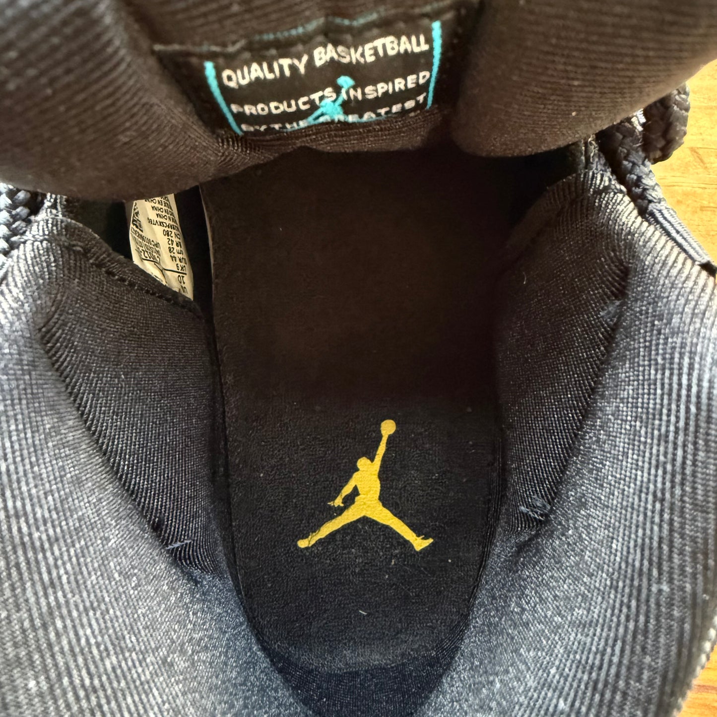 Size 10 - Jordan 11 Retro 'Gamma Blue' 2025 (Used)